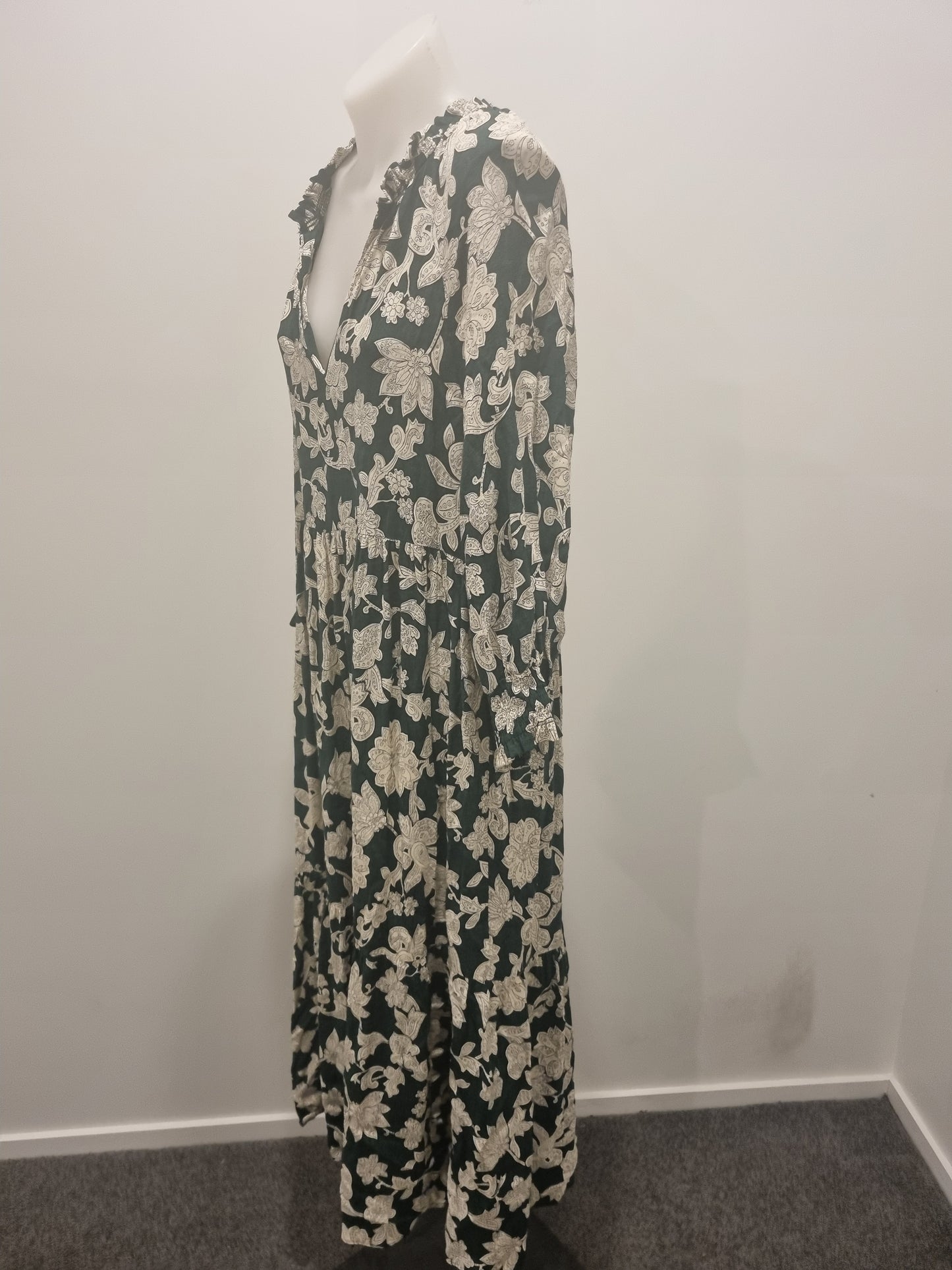 Zara Dress - Size L