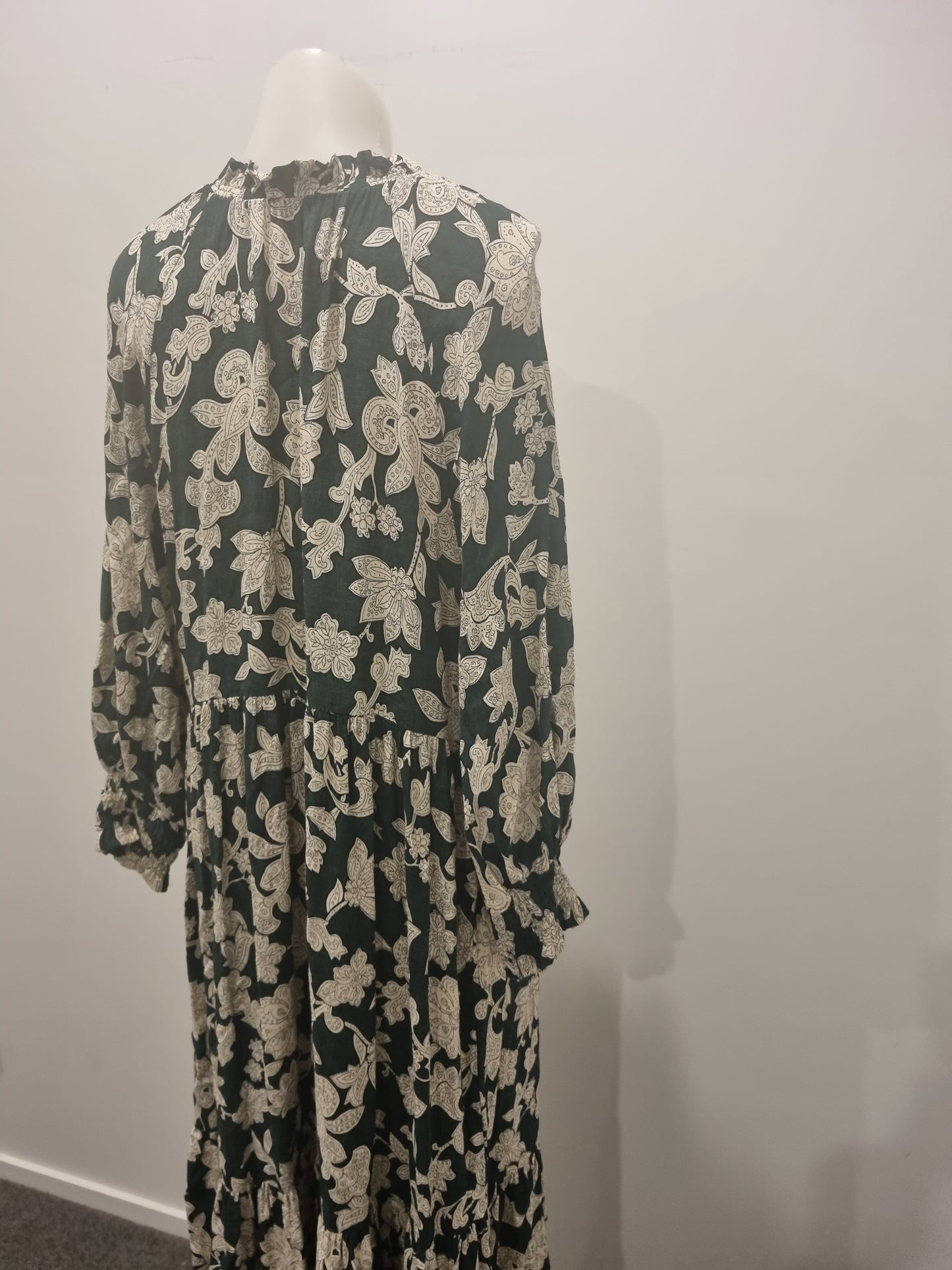 Zara Dress - Size L