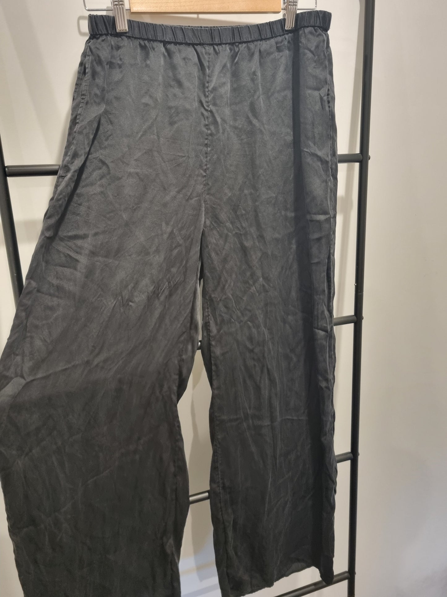 Arket Wide leg silk pants - Size M