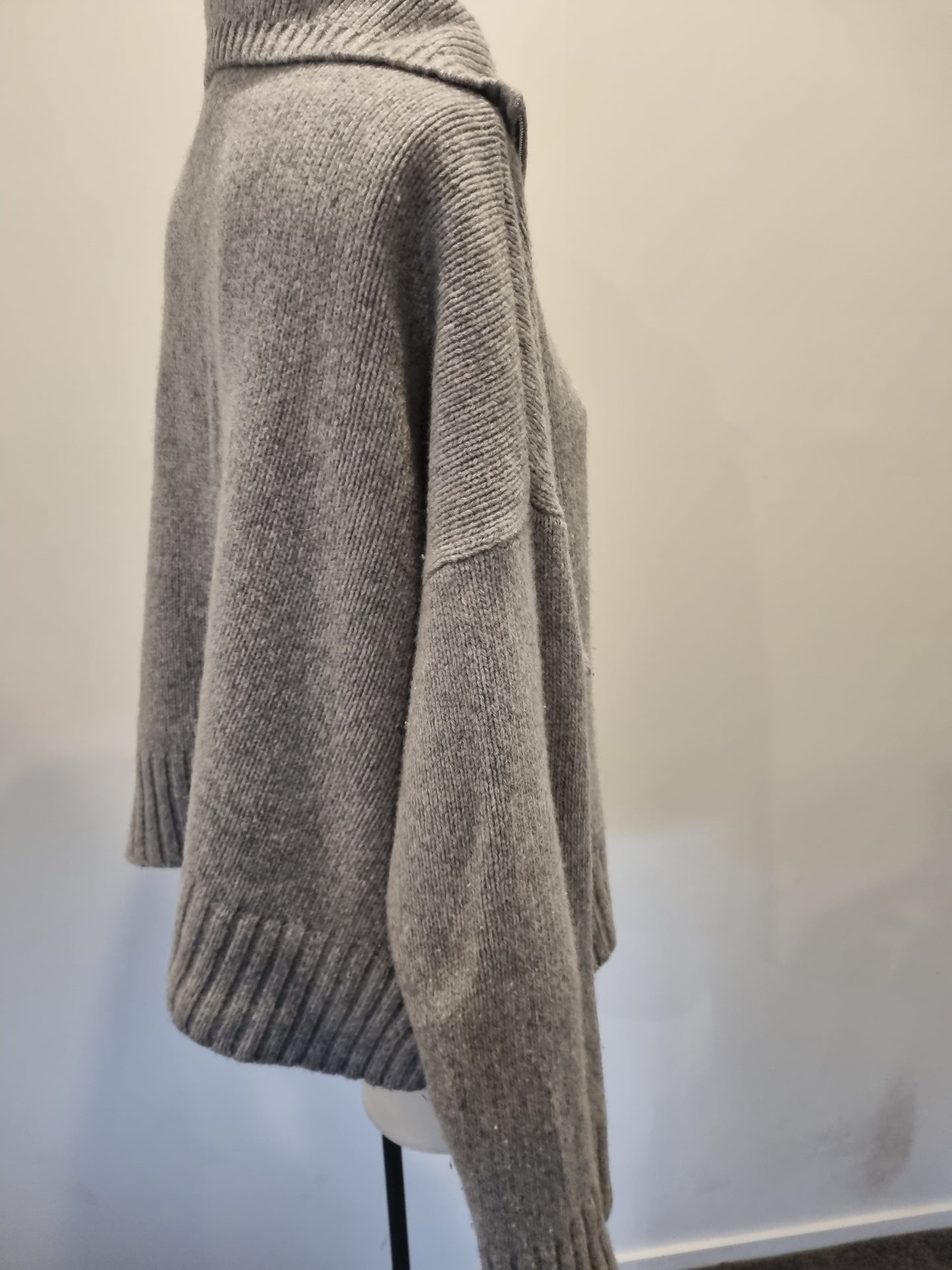Witchery Wool Jumper - Size L