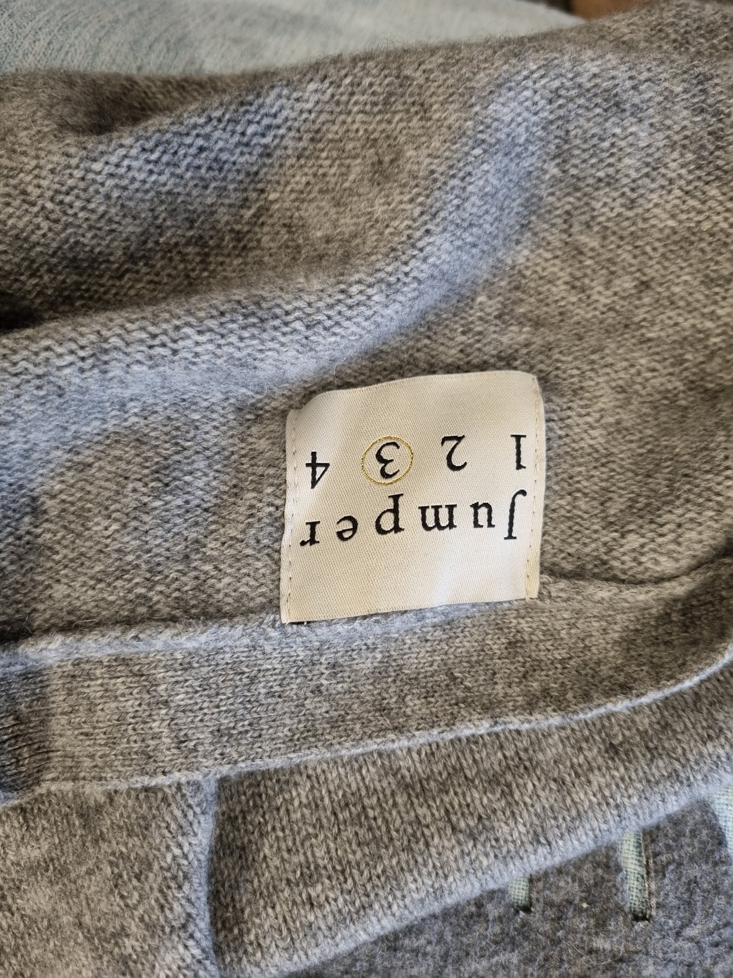 Jumper 1234 - Size 3 (12)