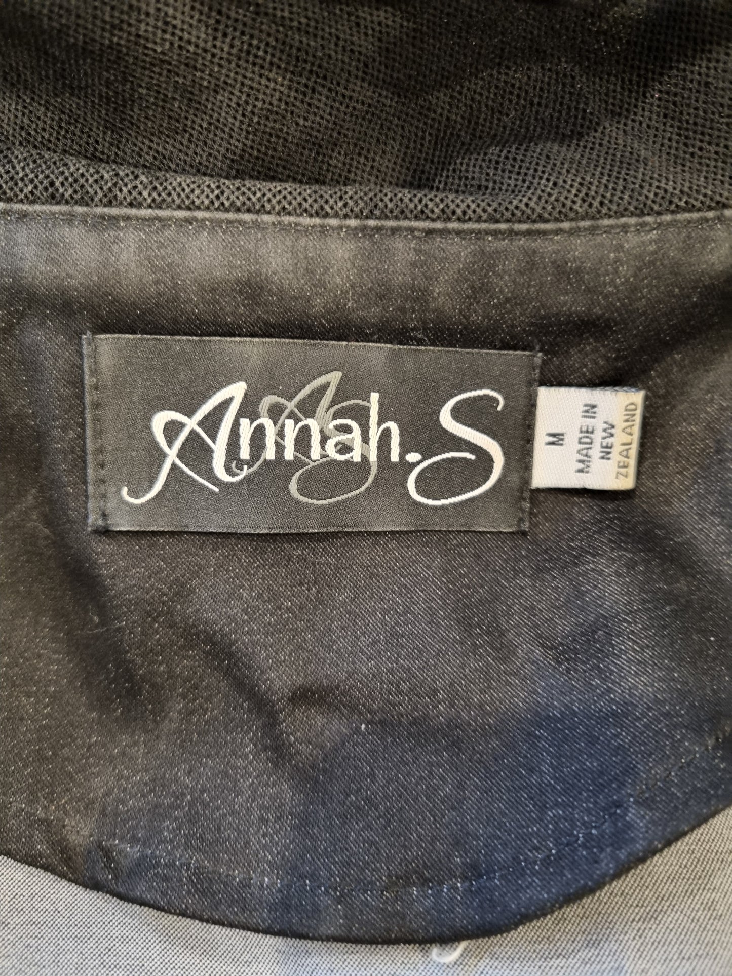 Annah S Jacket - Size M