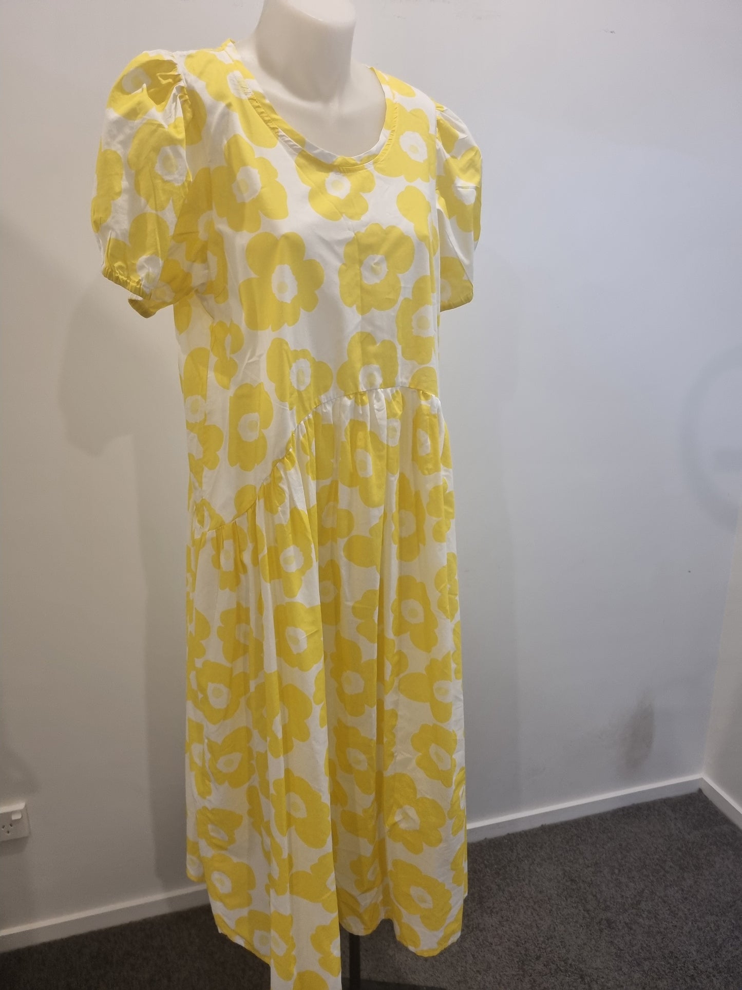 Briarwood Midi Dress - Size L