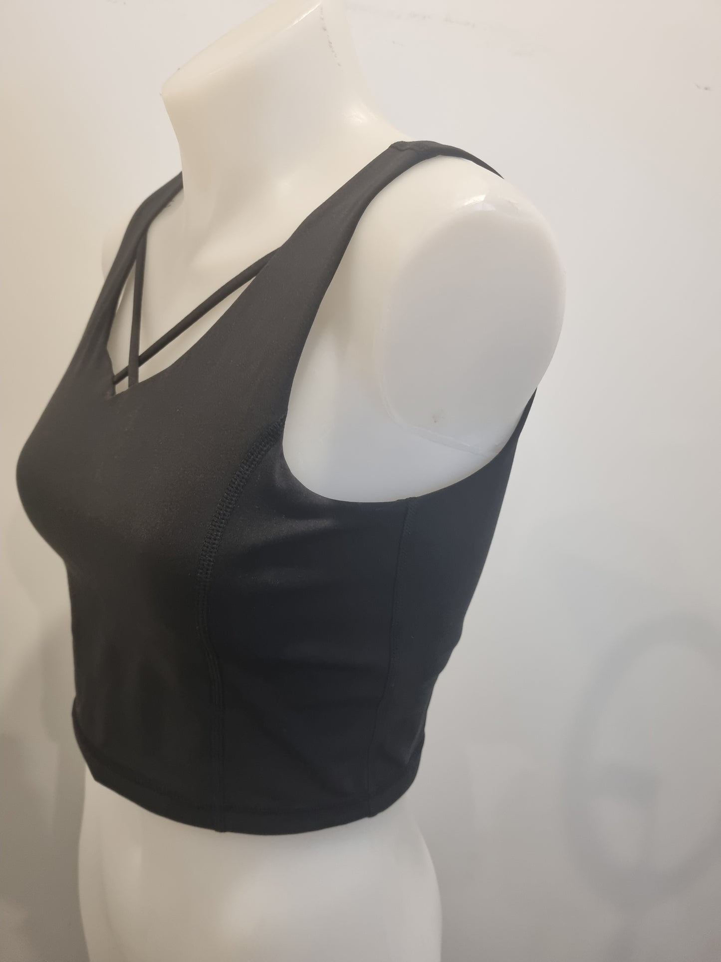 Gynetique Sports Bra - Size M (BNWT)