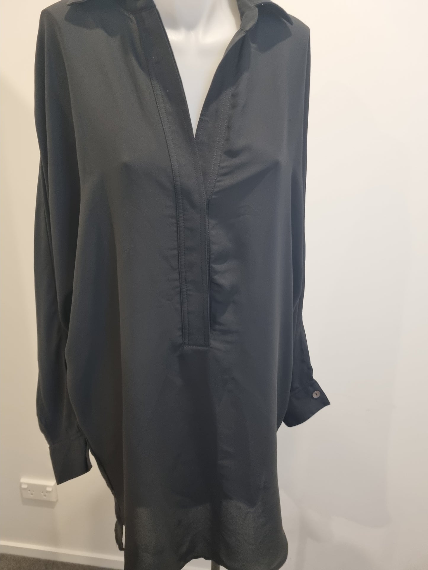 Halo & Hazard Long Top - Size M