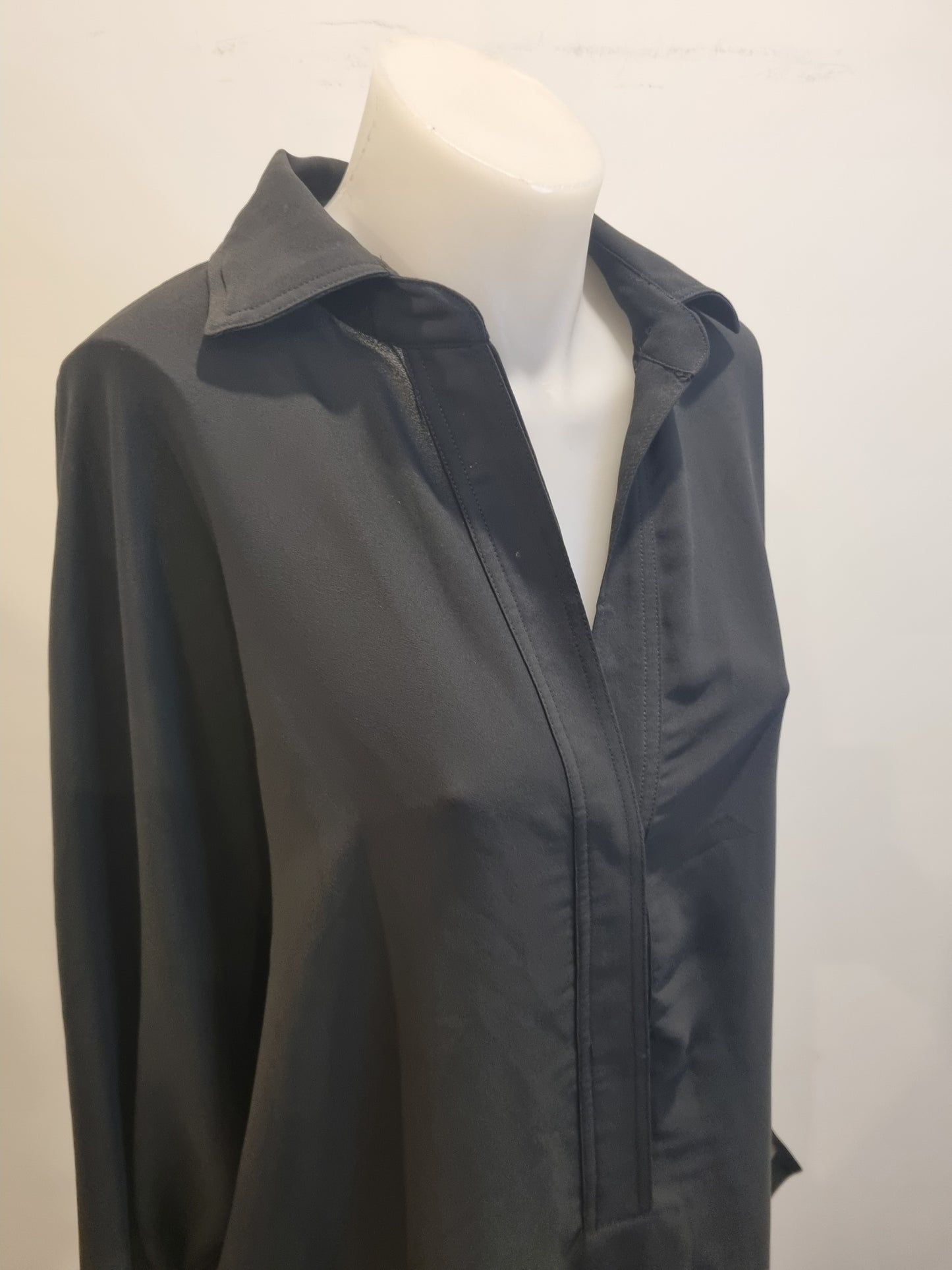 Halo & Hazard Long Top - Size M
