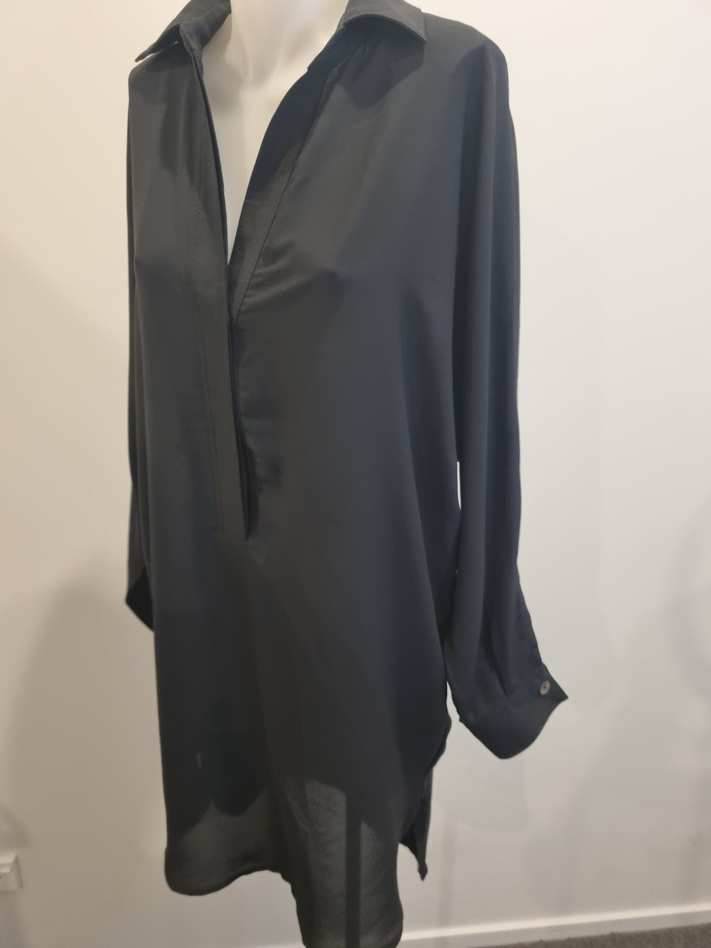 Halo & Hazard Long Top - Size M