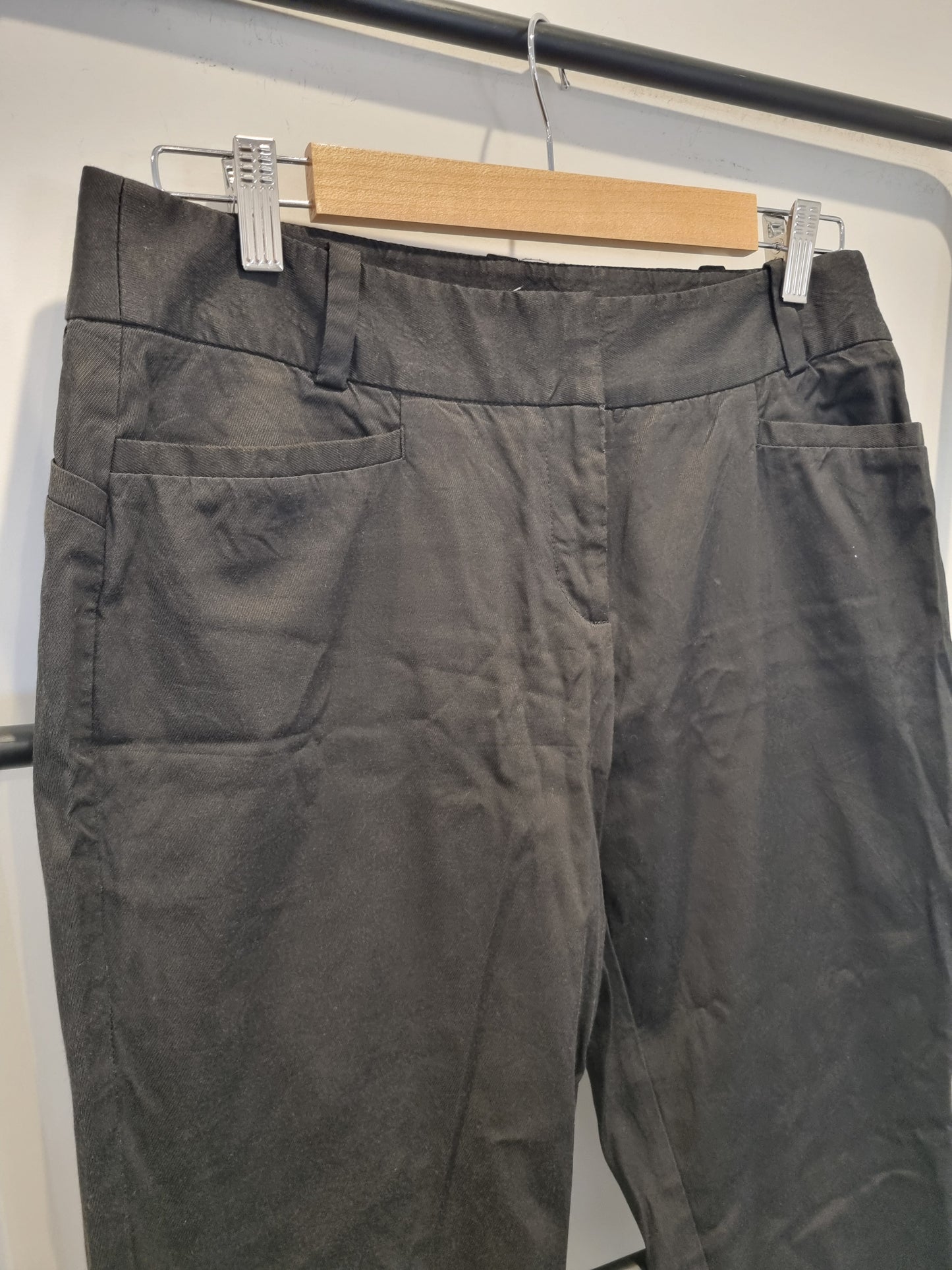 Cue Pants - Size 10