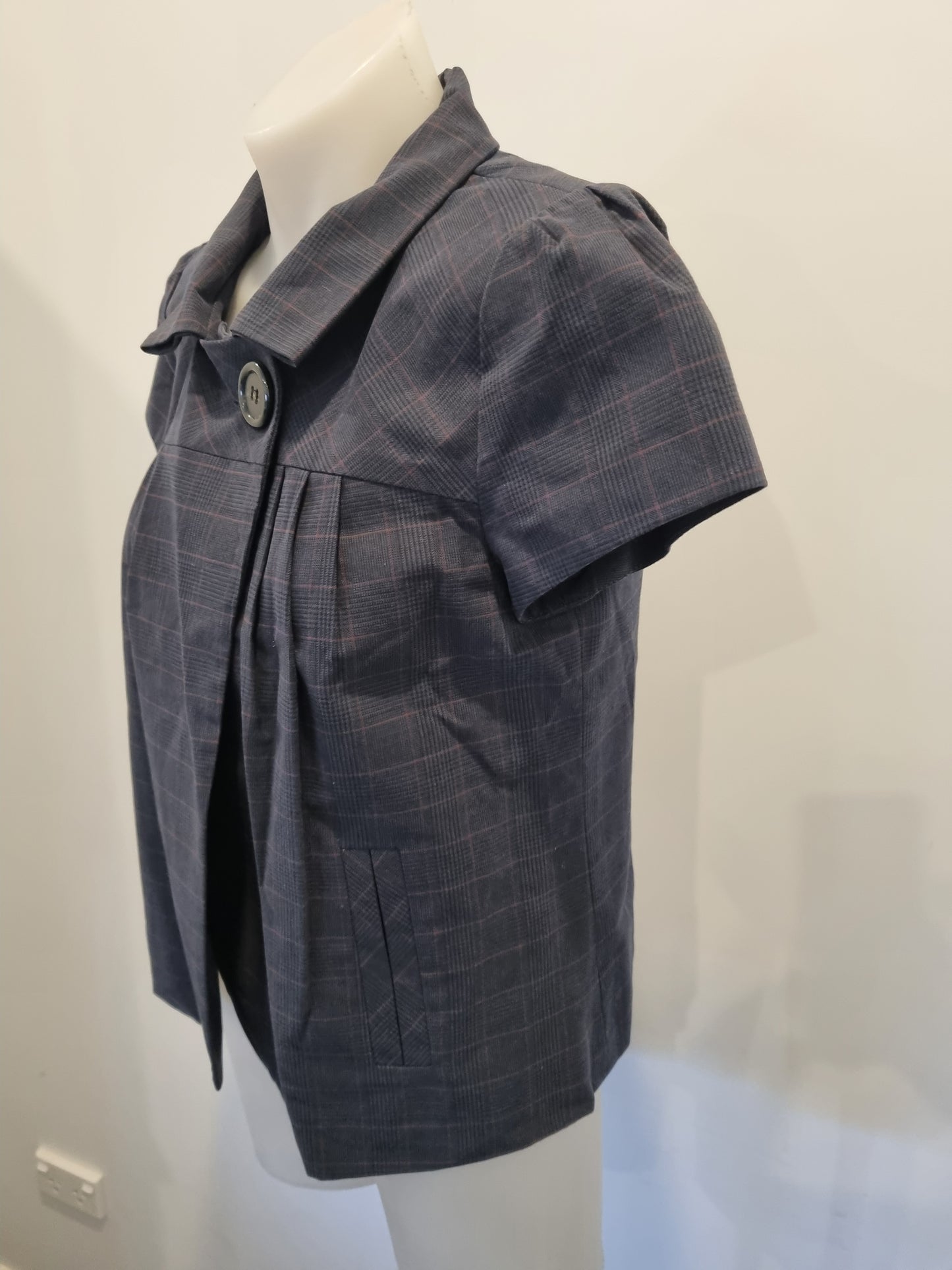 Cue Shortsleeve Jacket / Blazer- Size 10