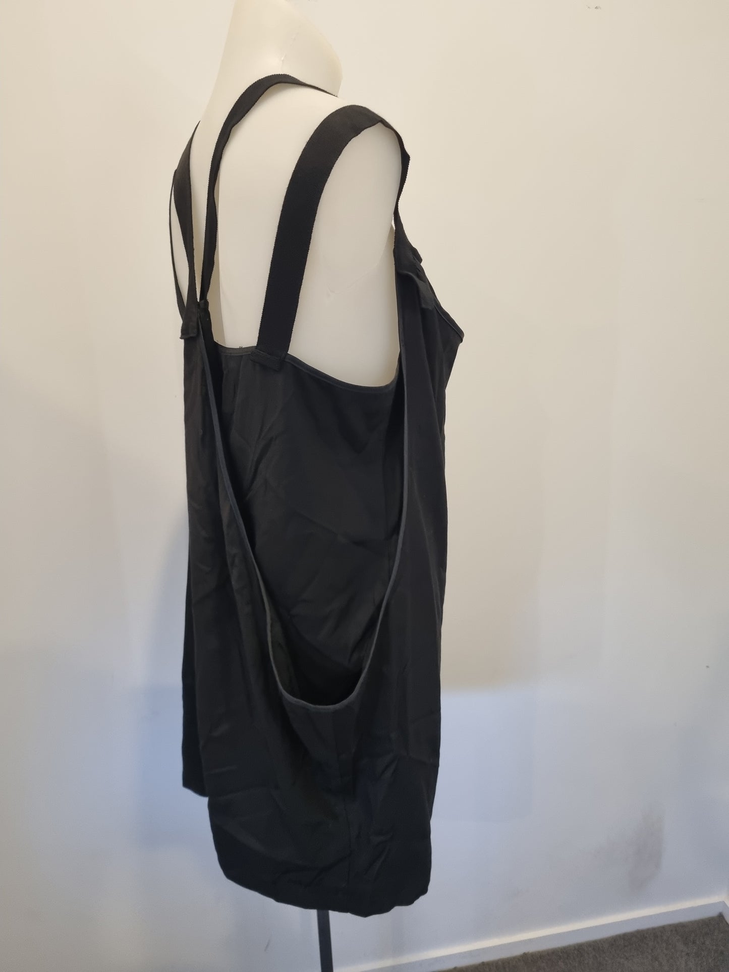 Cue Dress - Size 10