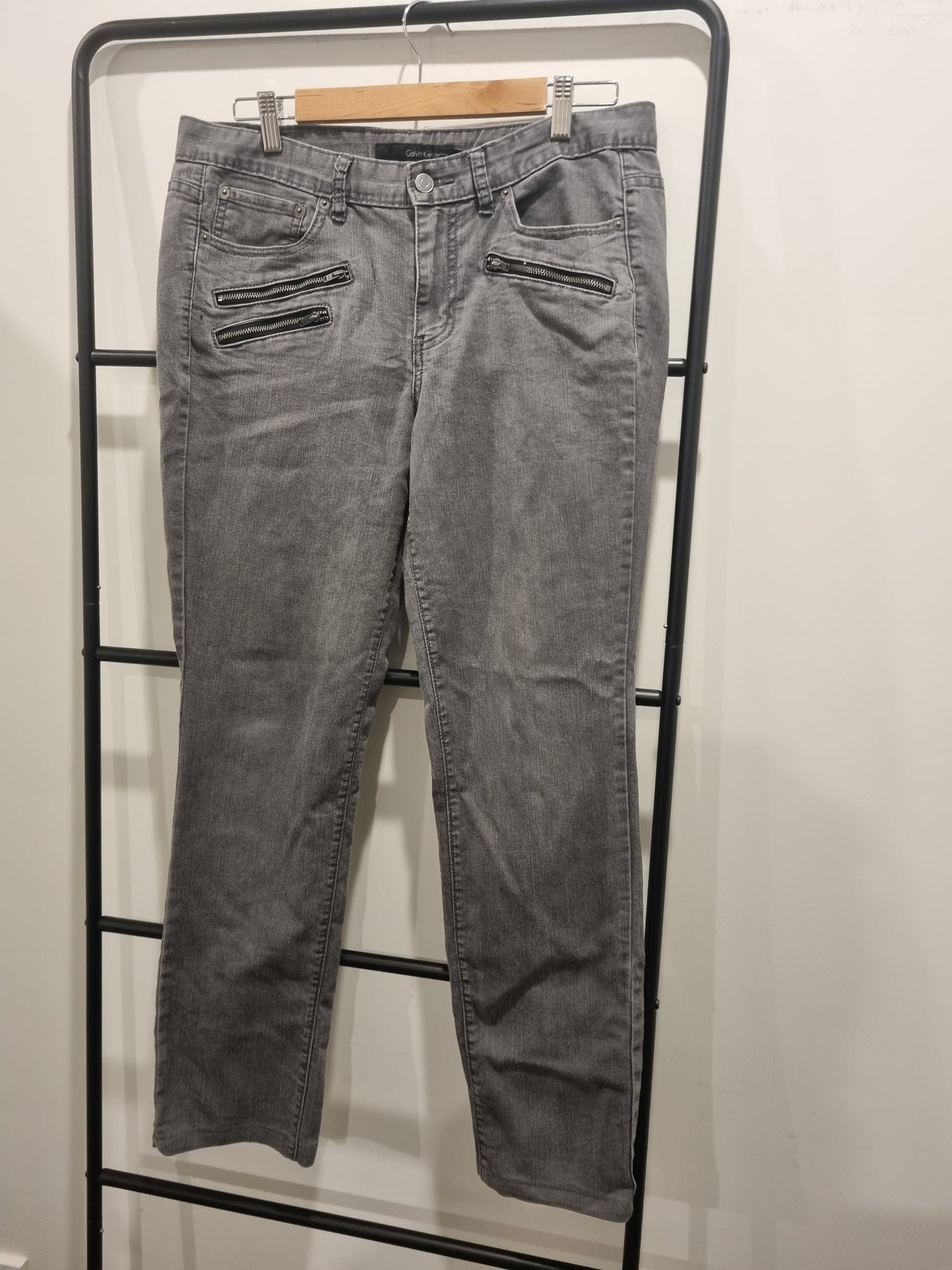 Calvin Klein Jeans - Size 12(31)