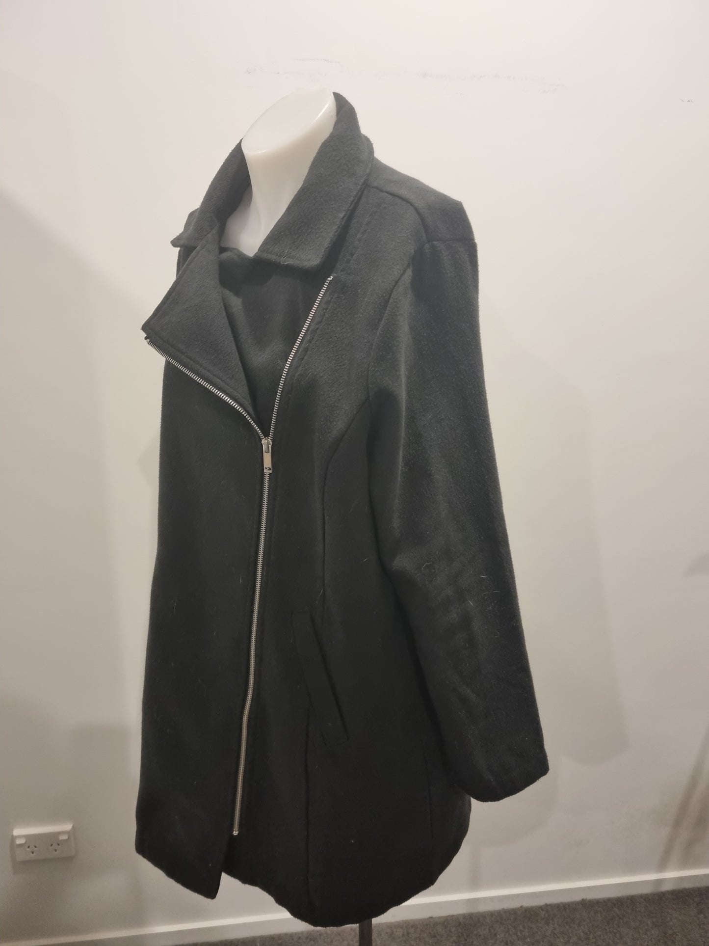 Sass Jacket - Size 14
