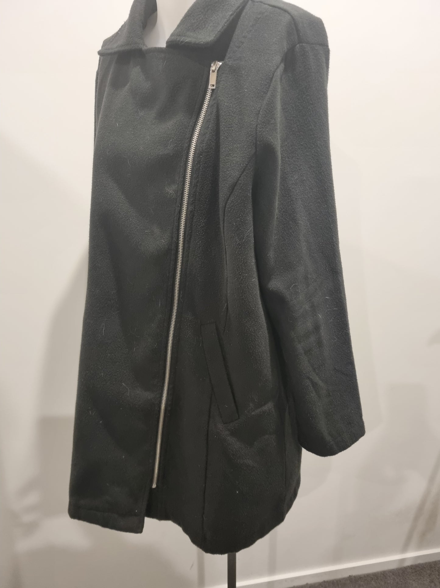Sass Jacket - Size 14