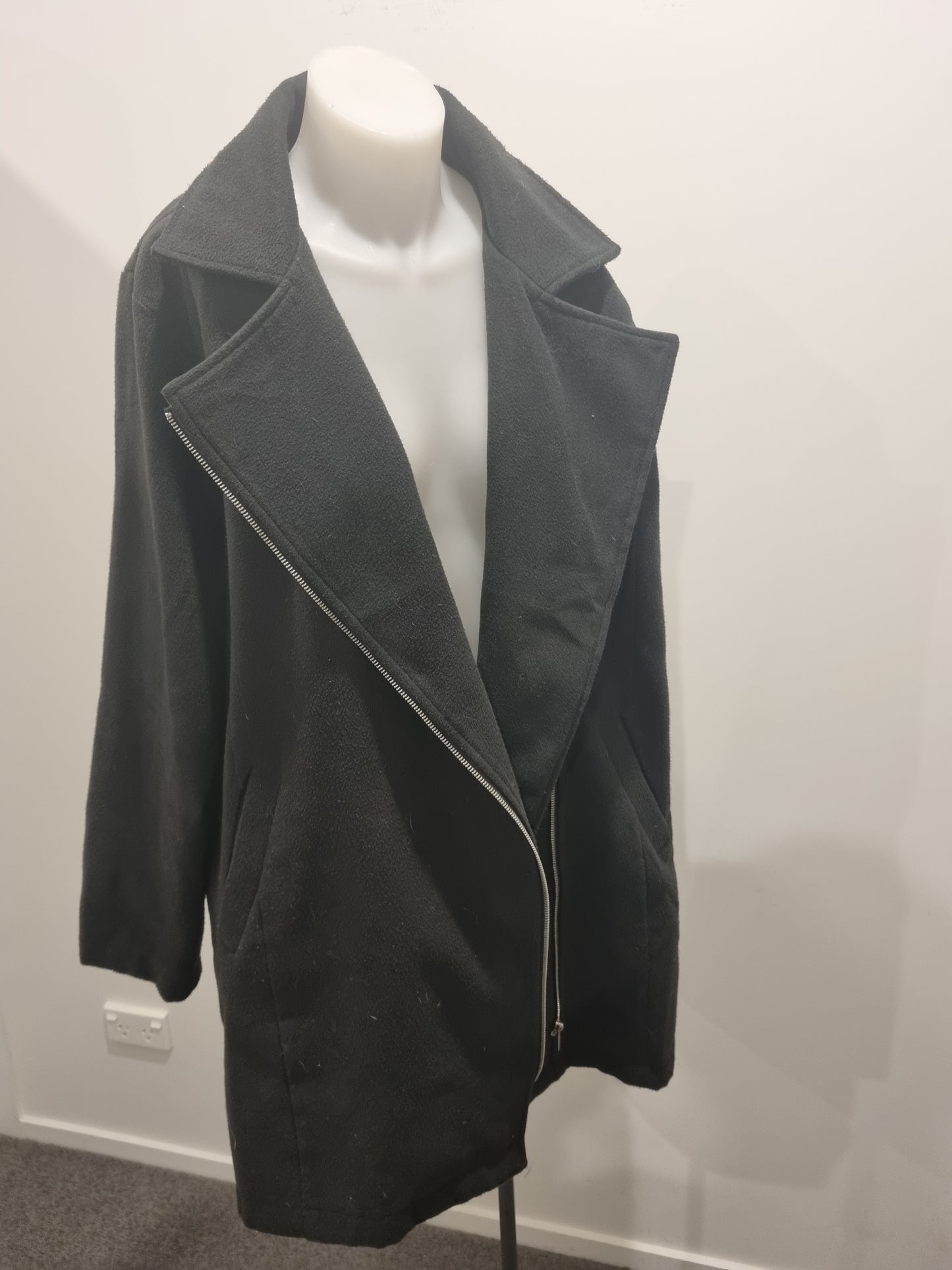 Sass Jacket - Size 14