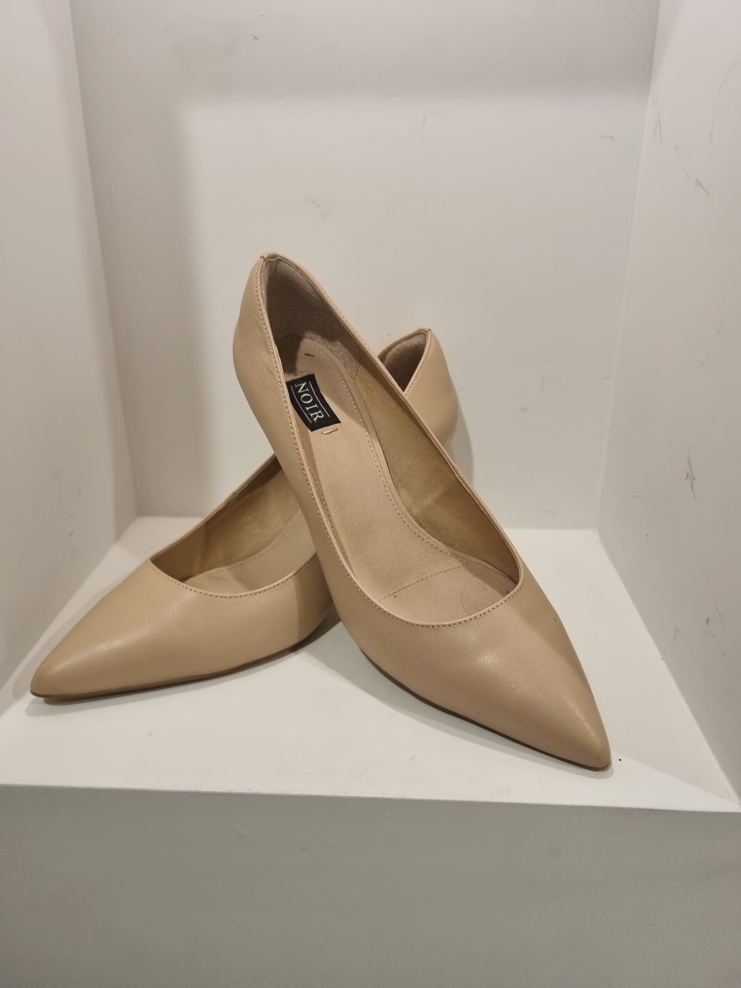 Noir Heels - Size 41