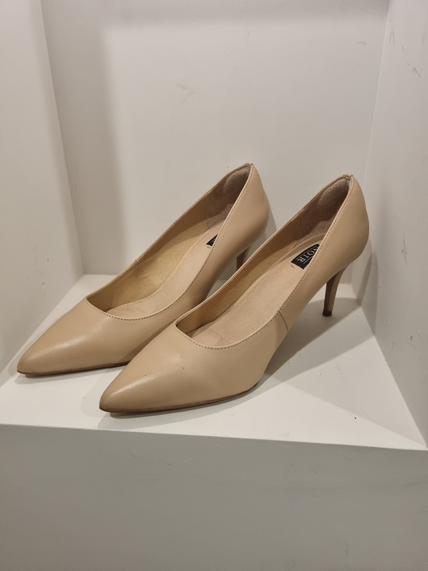 Noir Heels - Size 41