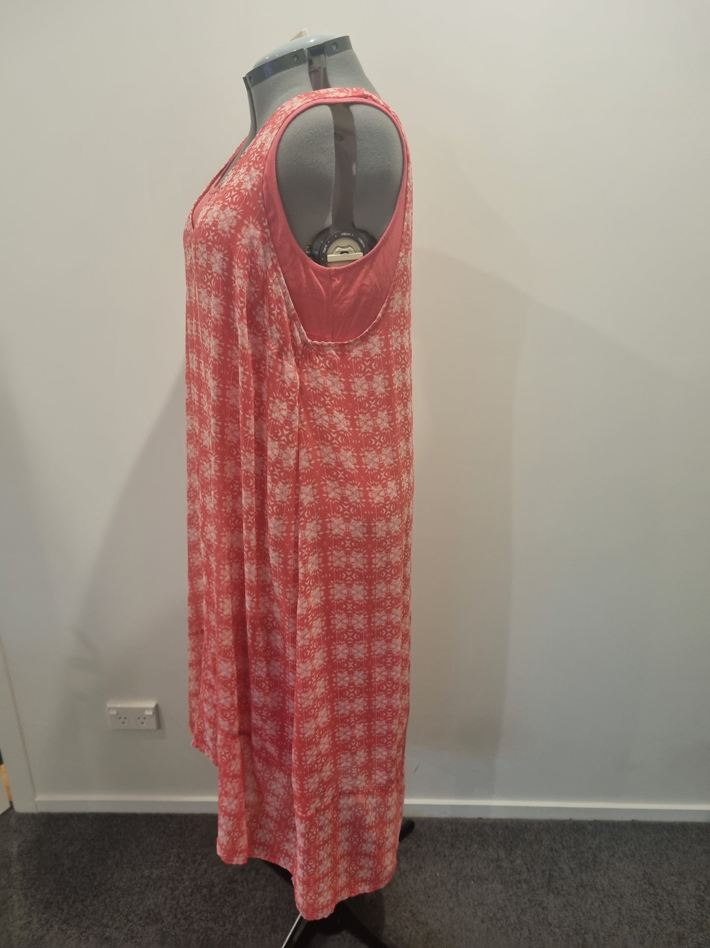 Autograph Sleeveless Dress - Size 18