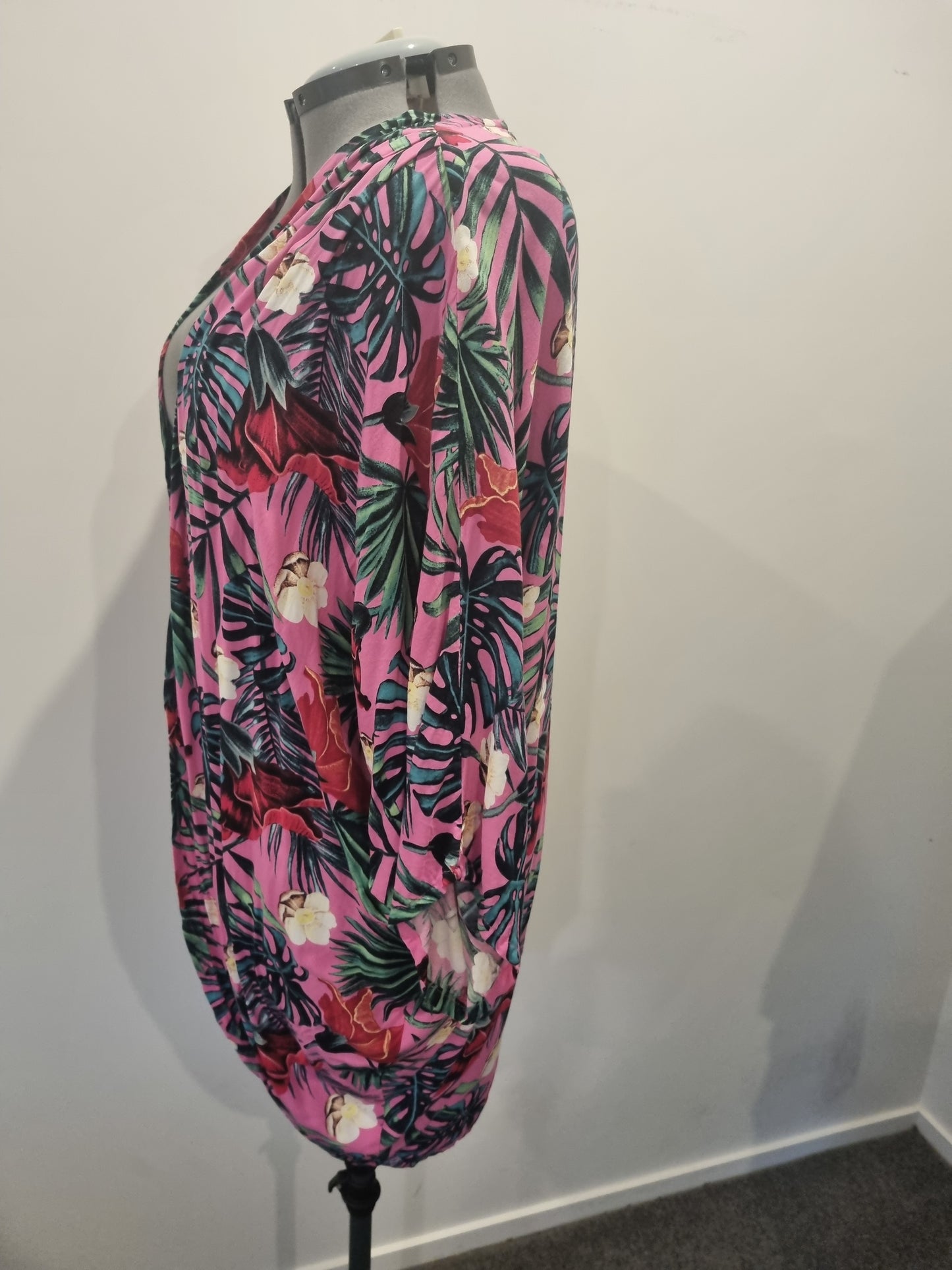 Sundrenched Australia Cardigan - Size XL