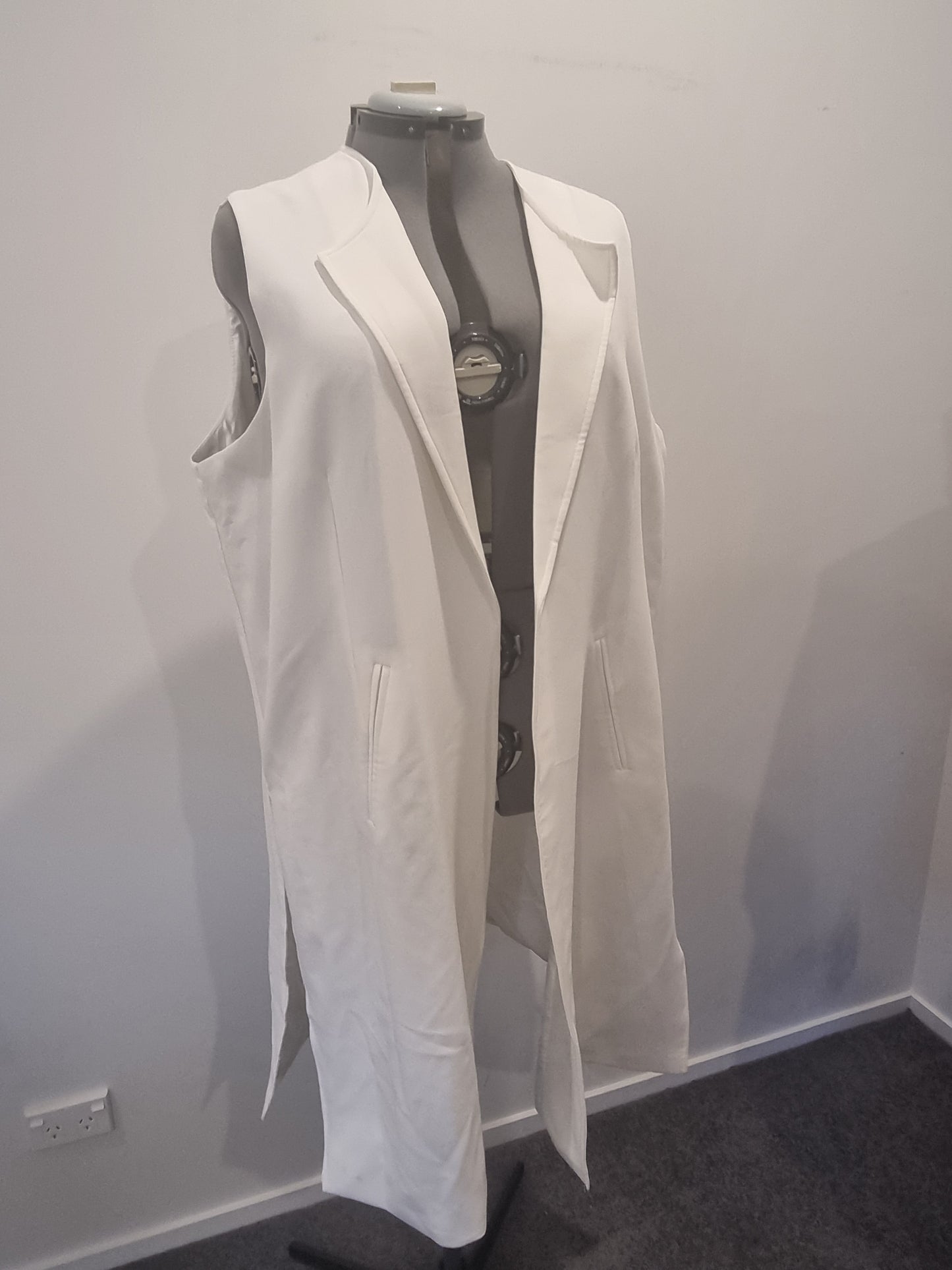 Studio East Sleeveless Jacket - Size 24 (BNWT)