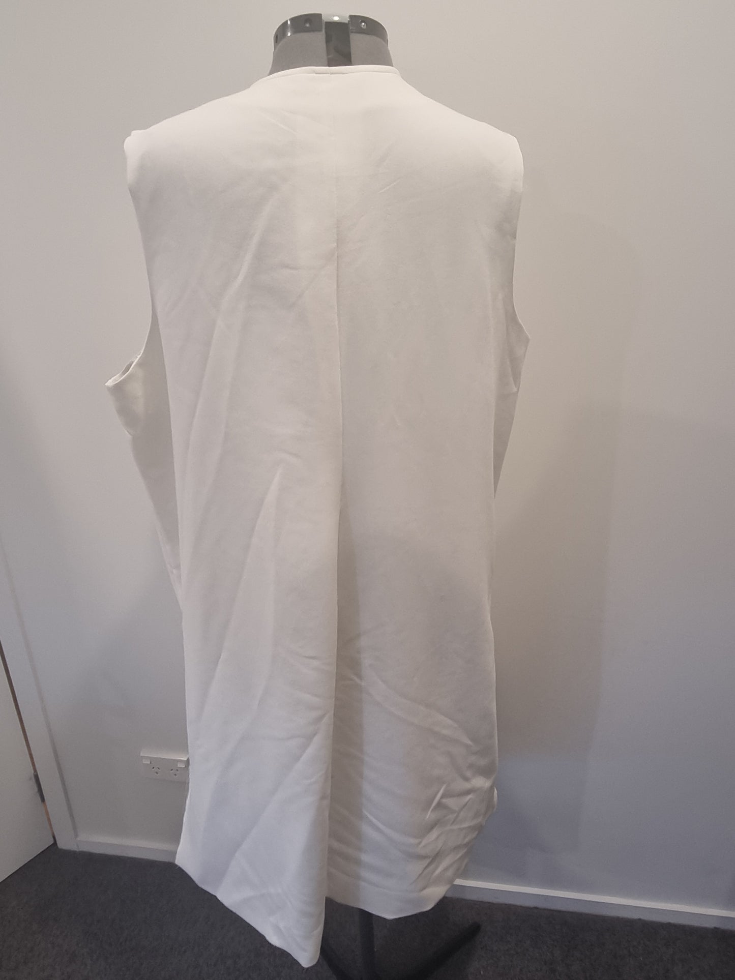 Studio East Sleeveless Jacket - Size 24 (BNWT)