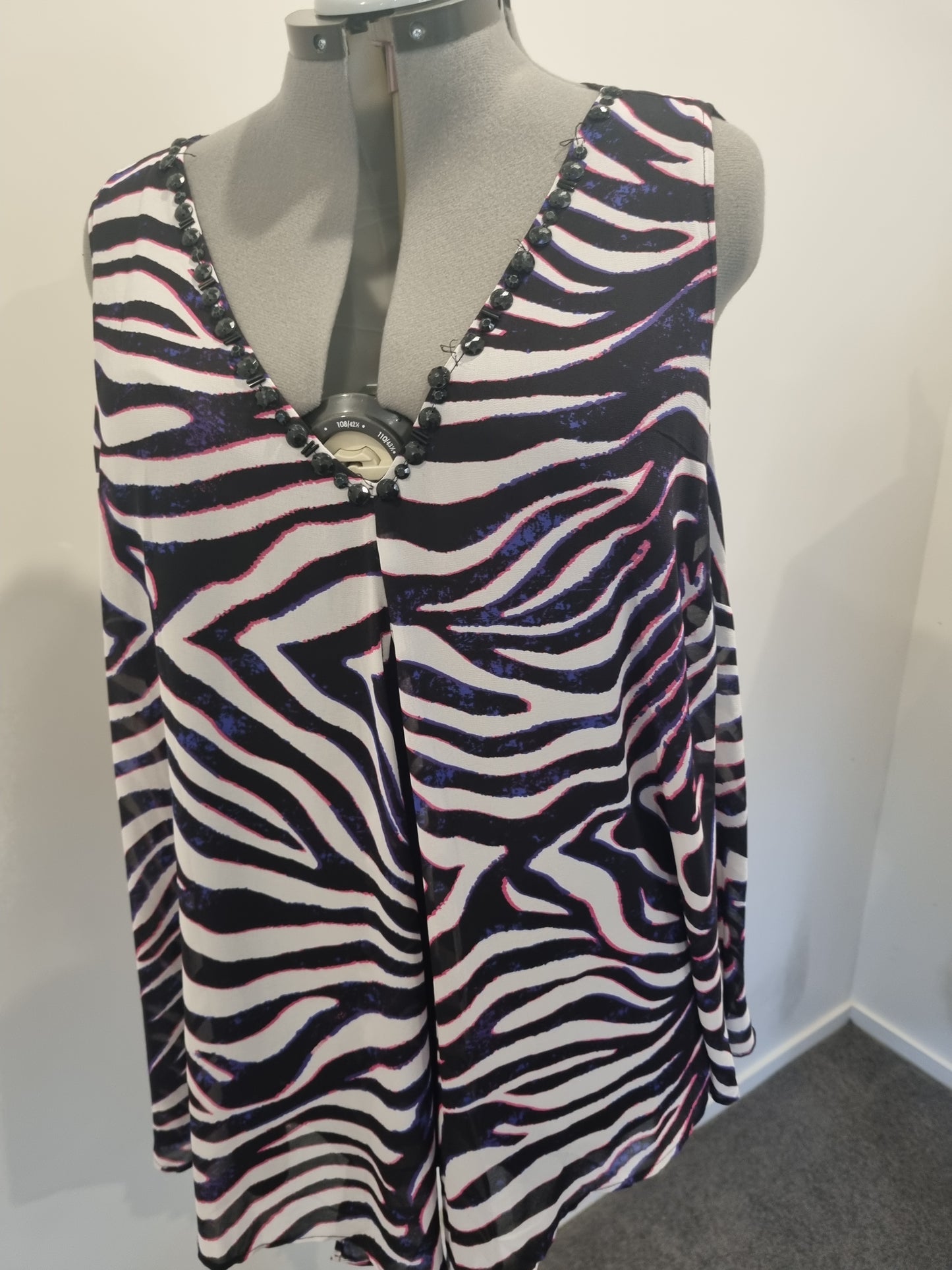 Autograph Top - Size 22