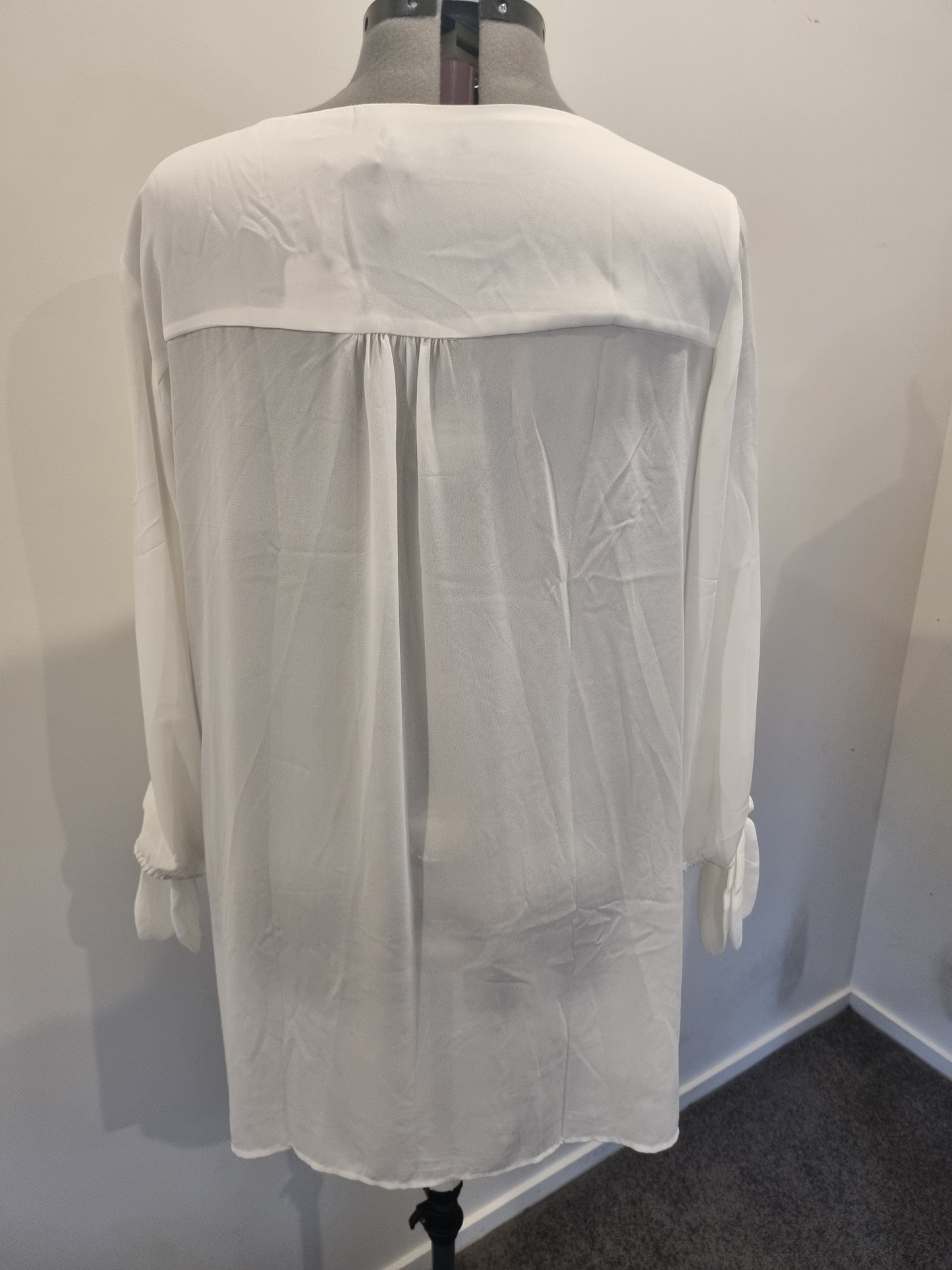 Autograph Top - Size 24