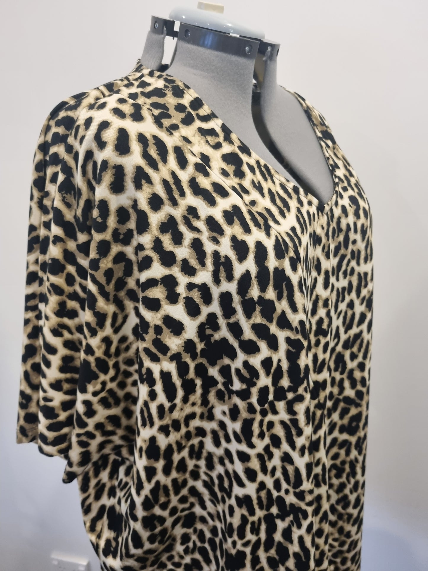 Autograph Top - Size 22