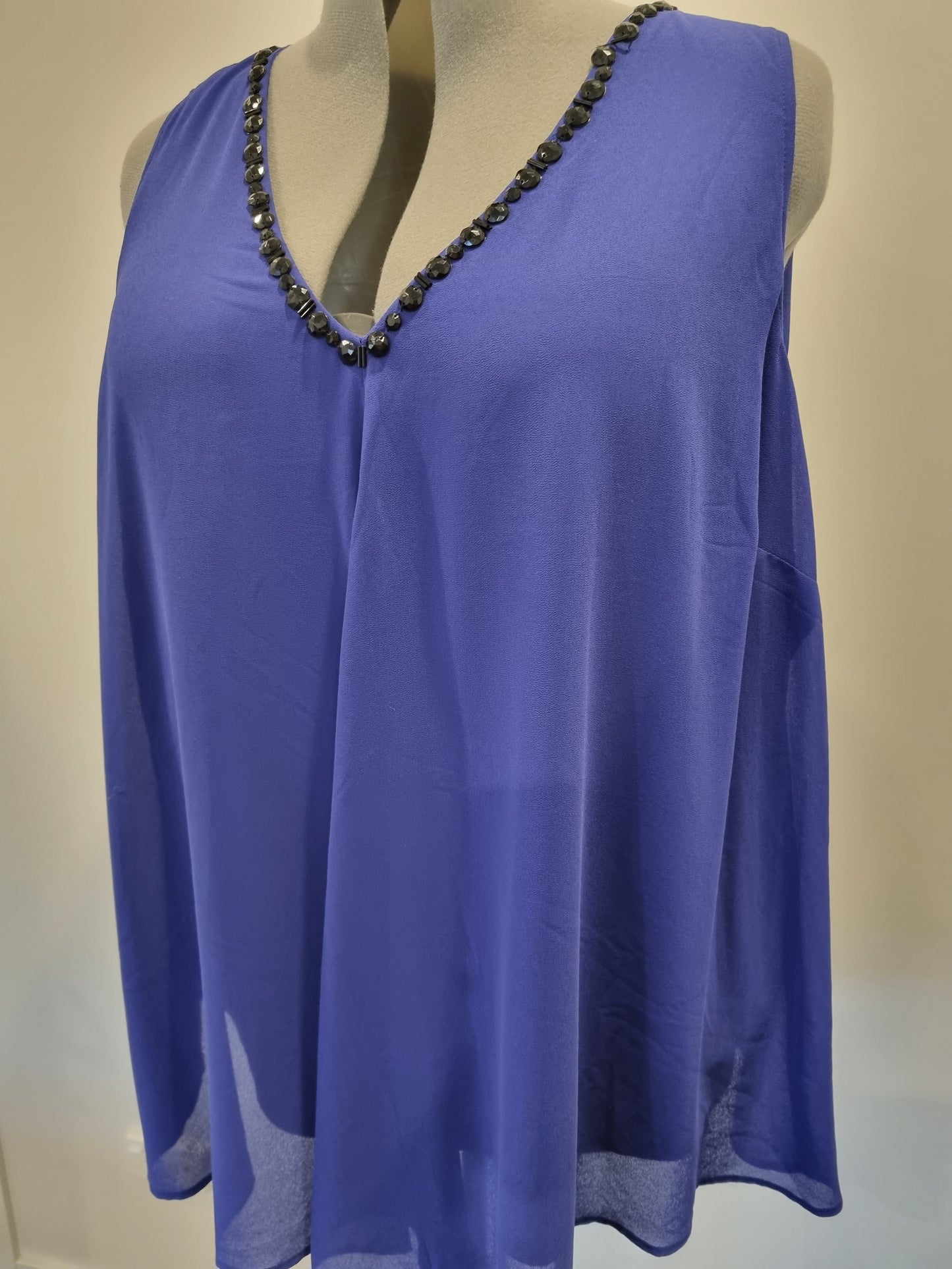 Autograph Sleeveless Top - Size 22