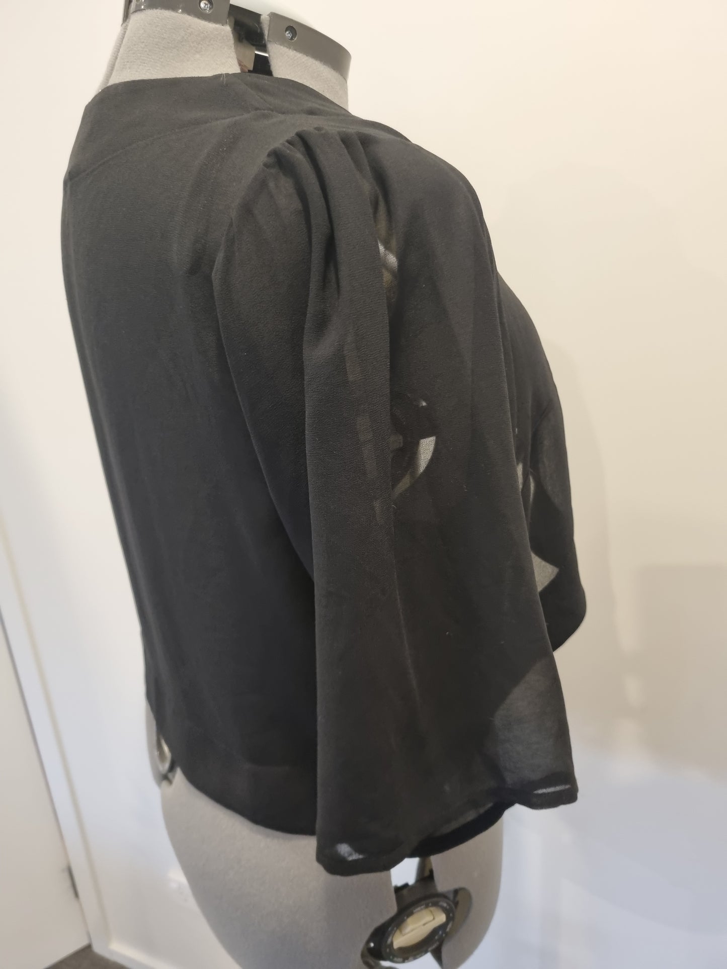 City Chic Bolero - Size L (20)