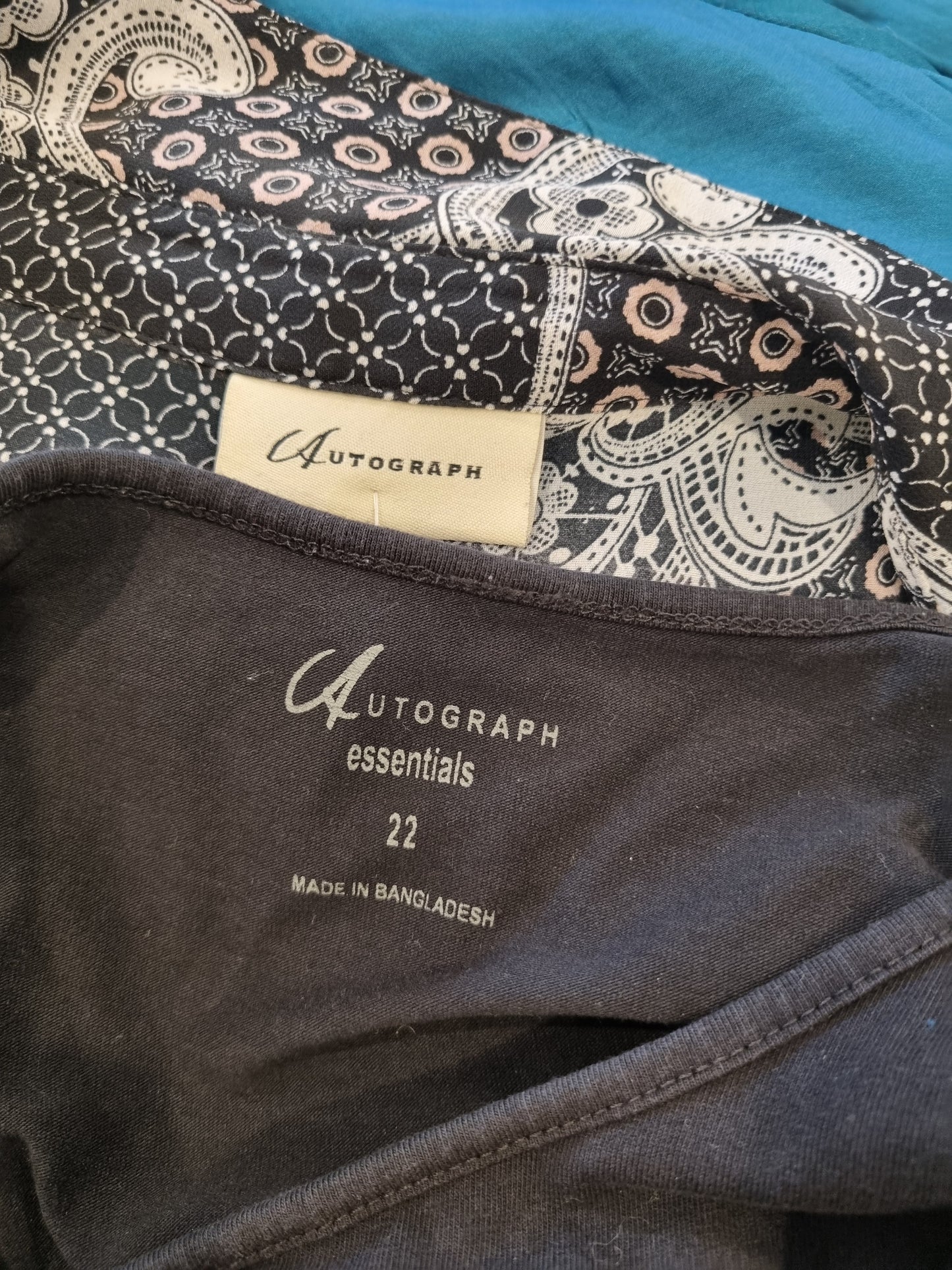Autograph Sleeveless Top (with Slip) - Size 22