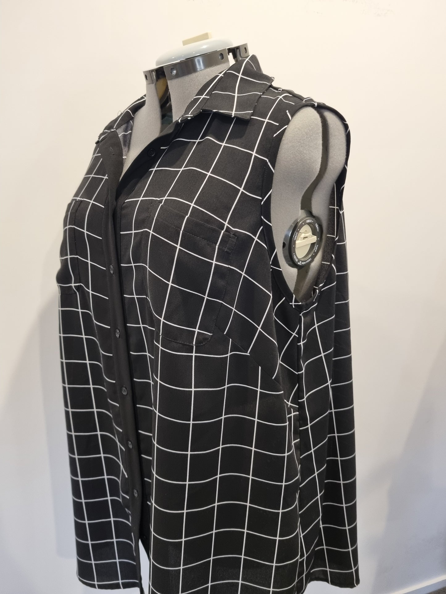Autograph Sleeveless Top - Size 22