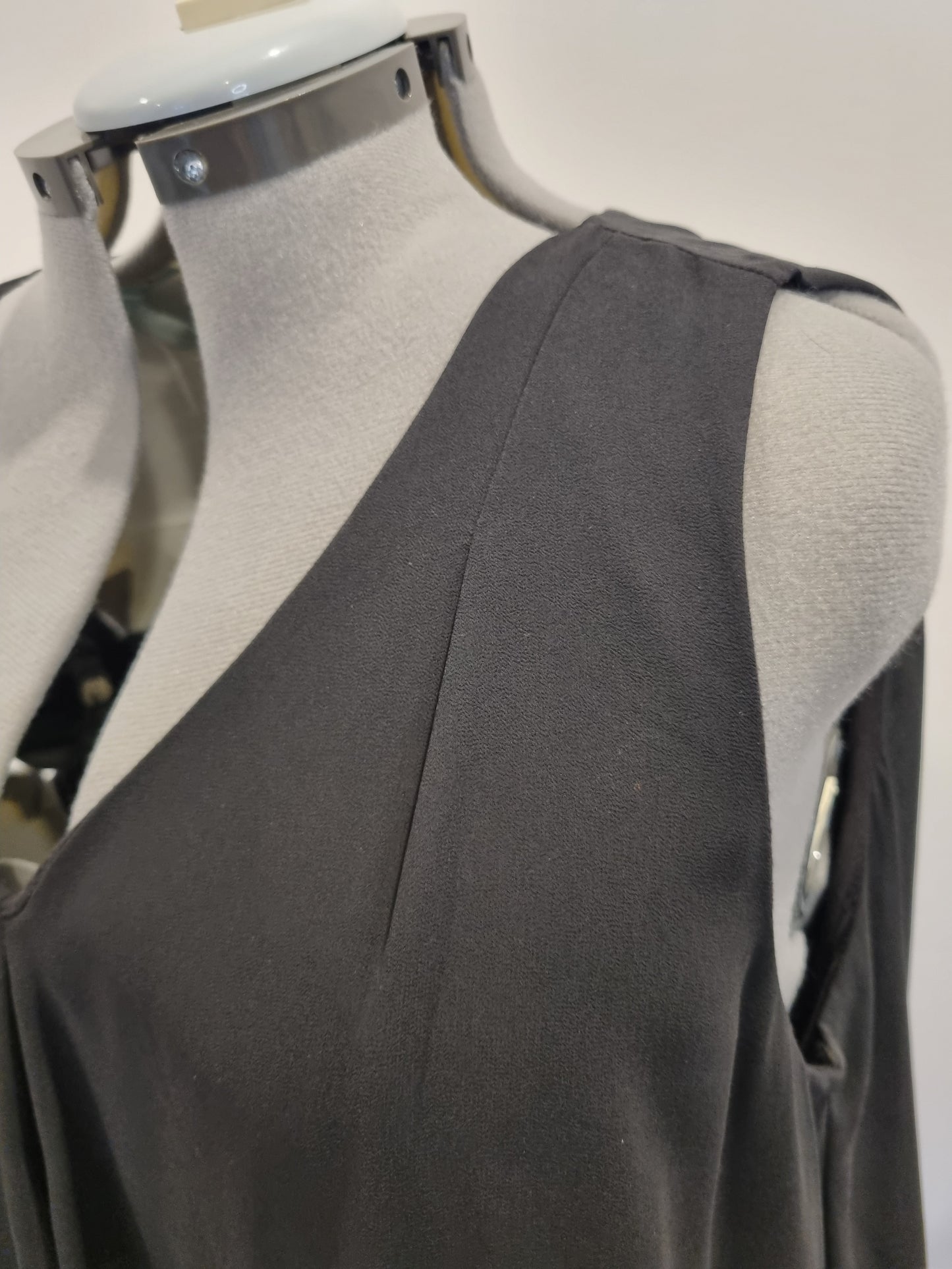 Autograph Sleeveless Top - Size 22