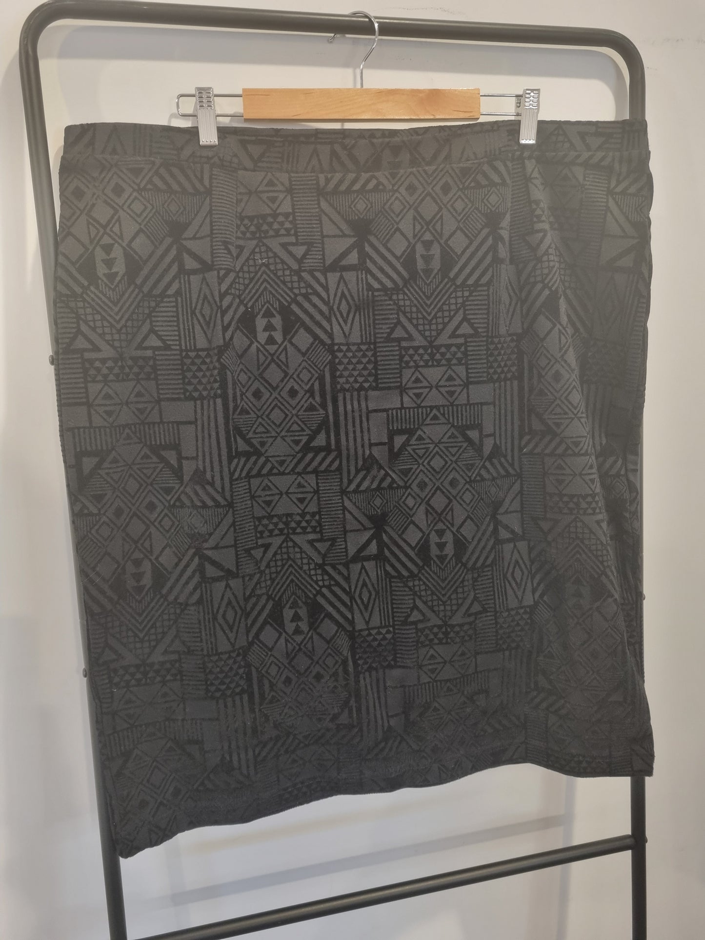 Autograph Skirt - Size 20