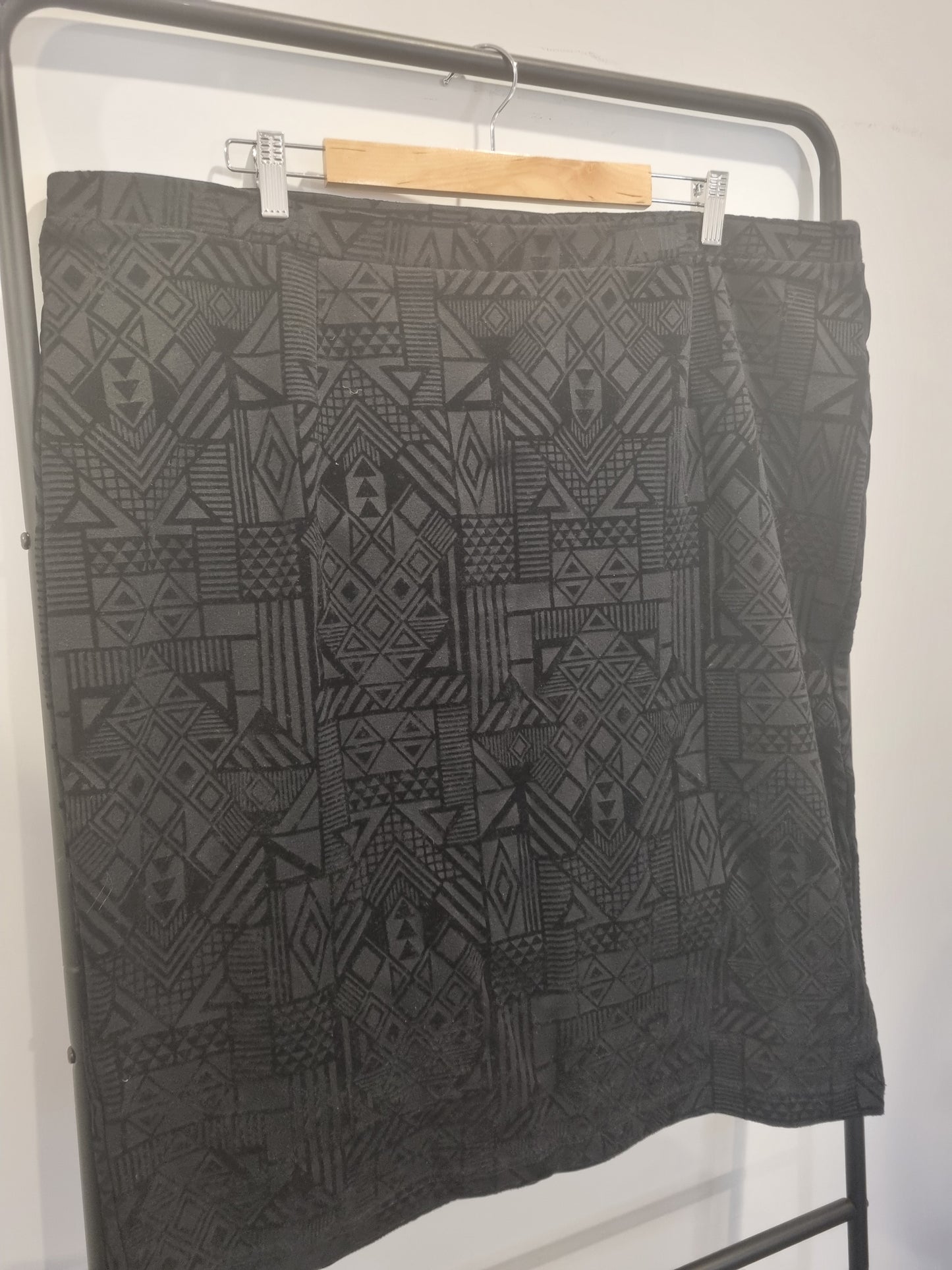 Autograph Skirt - Size 20