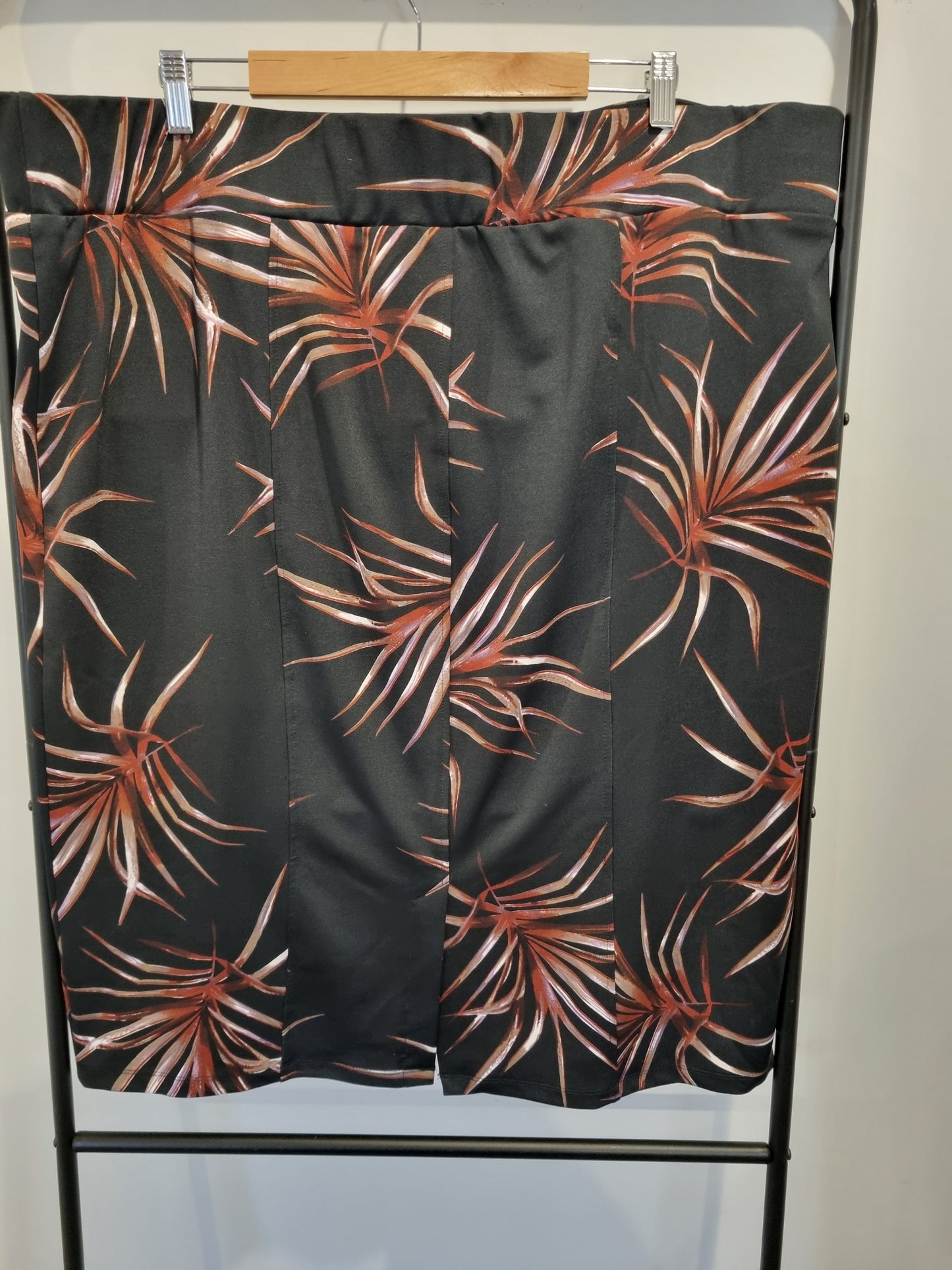 Autograph skirt - Size 24