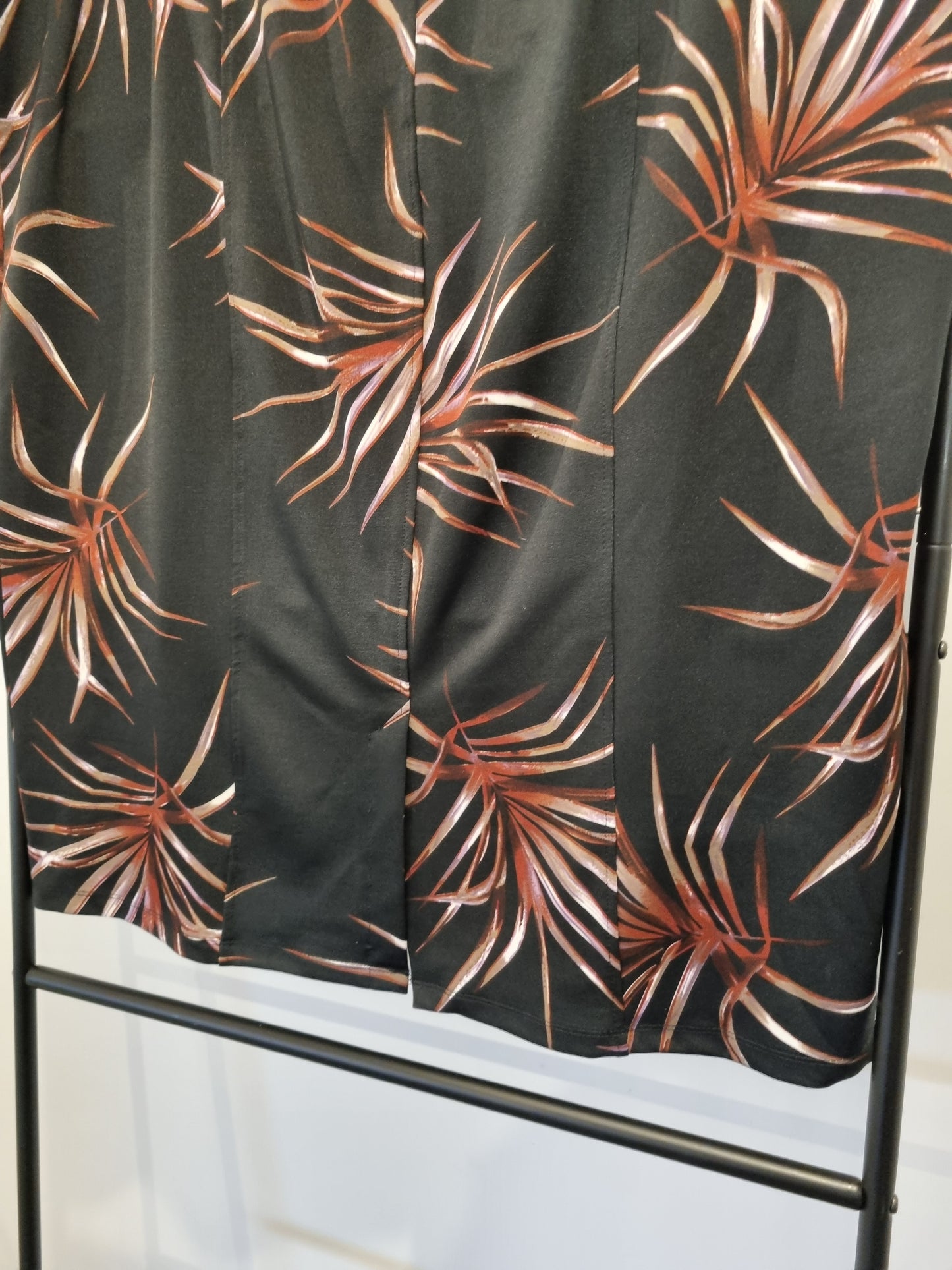 Autograph skirt - Size 24