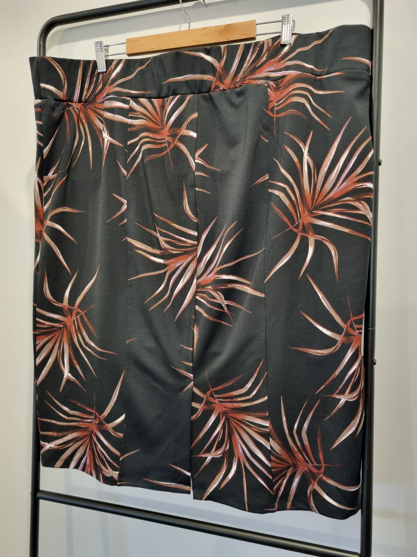Autograph skirt - Size 24