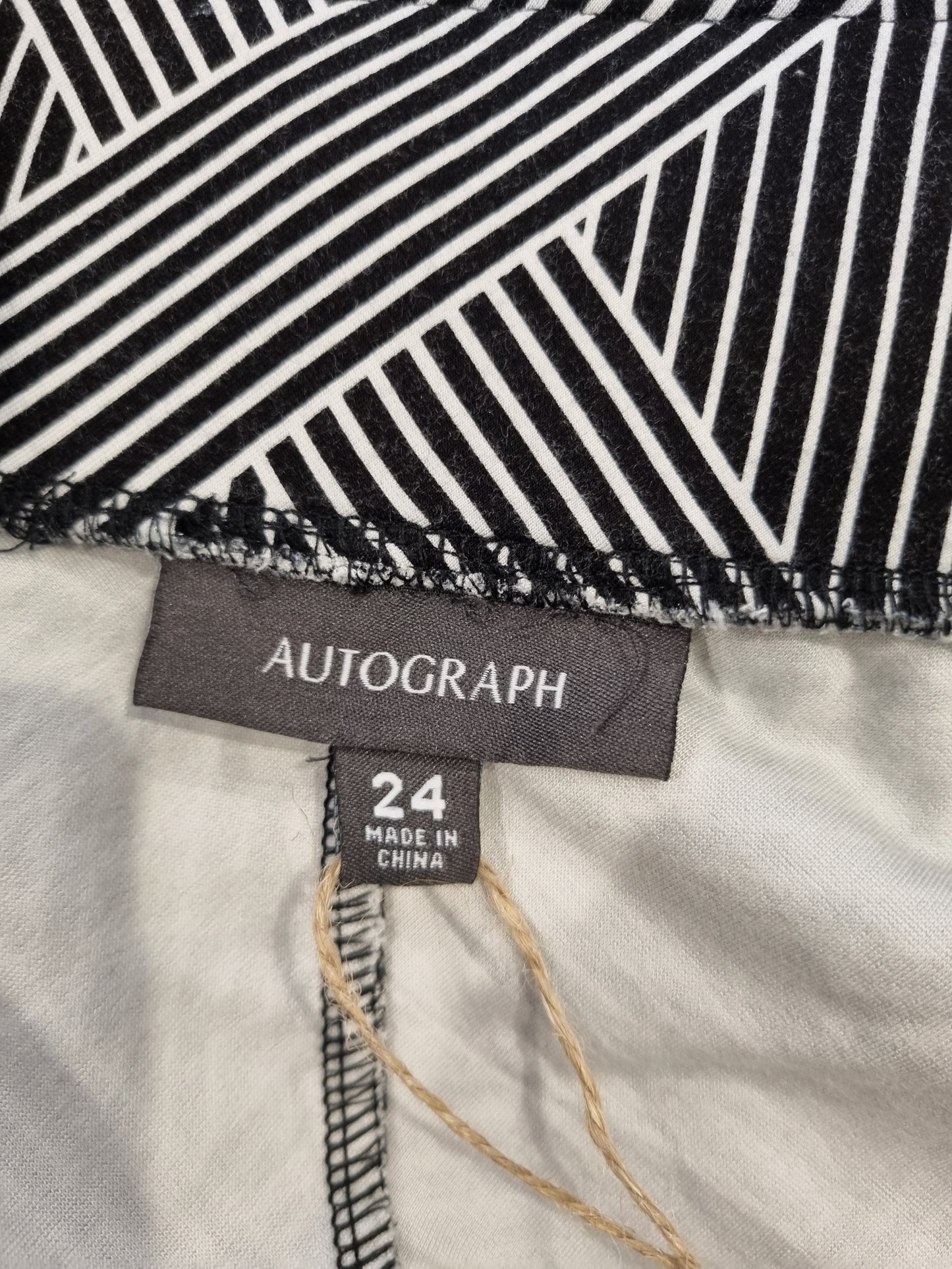 Autograph Skirt - Size 24