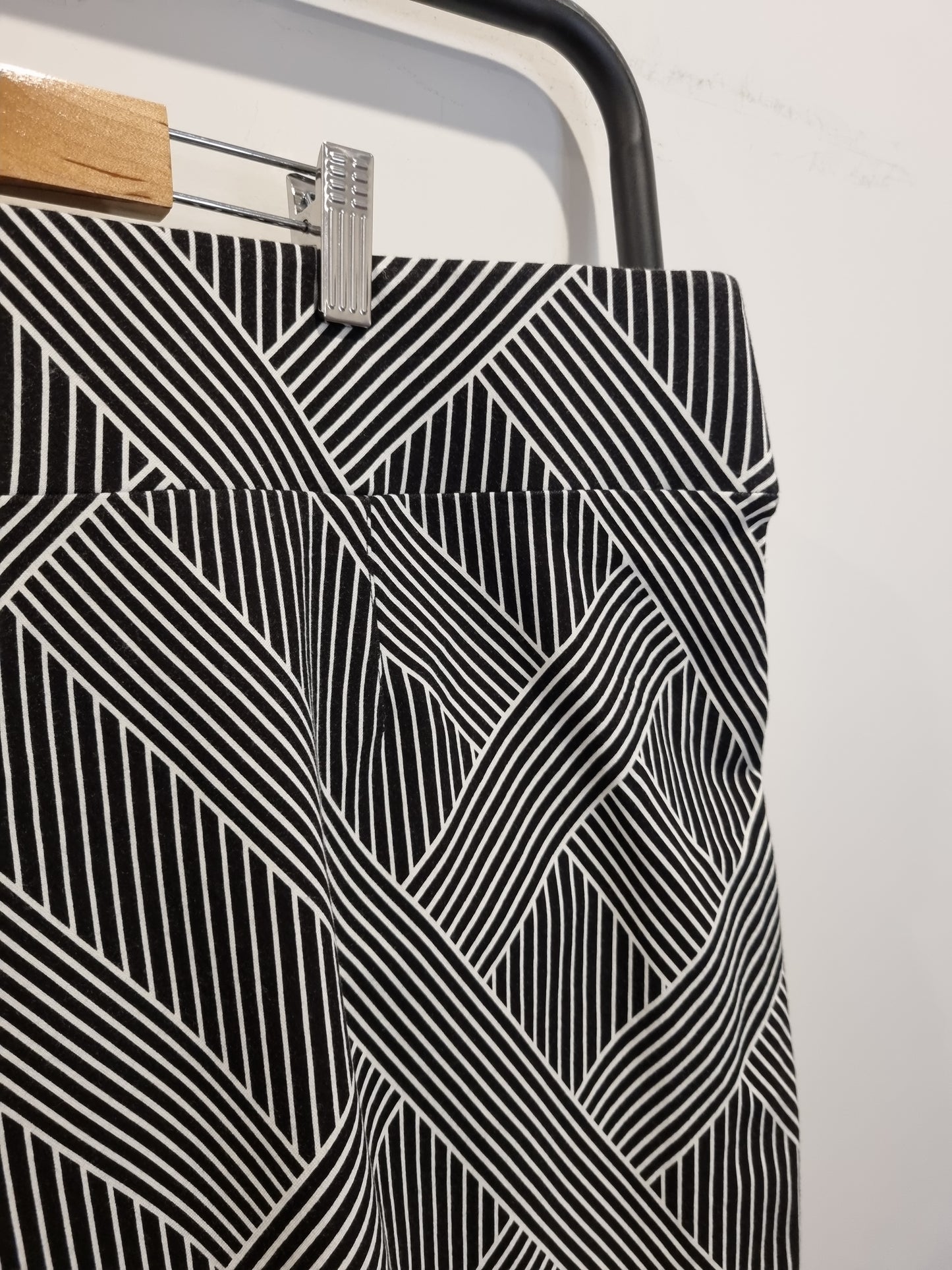 Autograph Skirt - Size 24