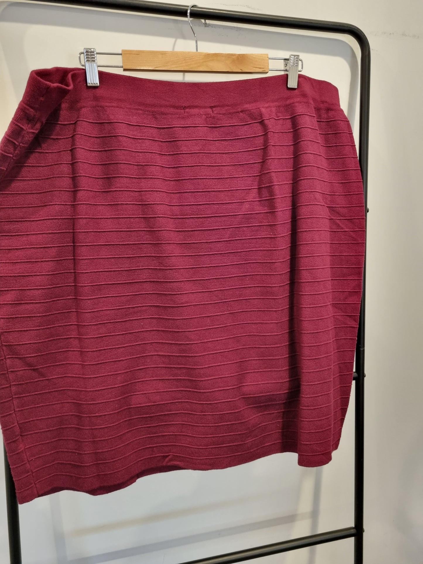 Autograph Skirt - Size 22