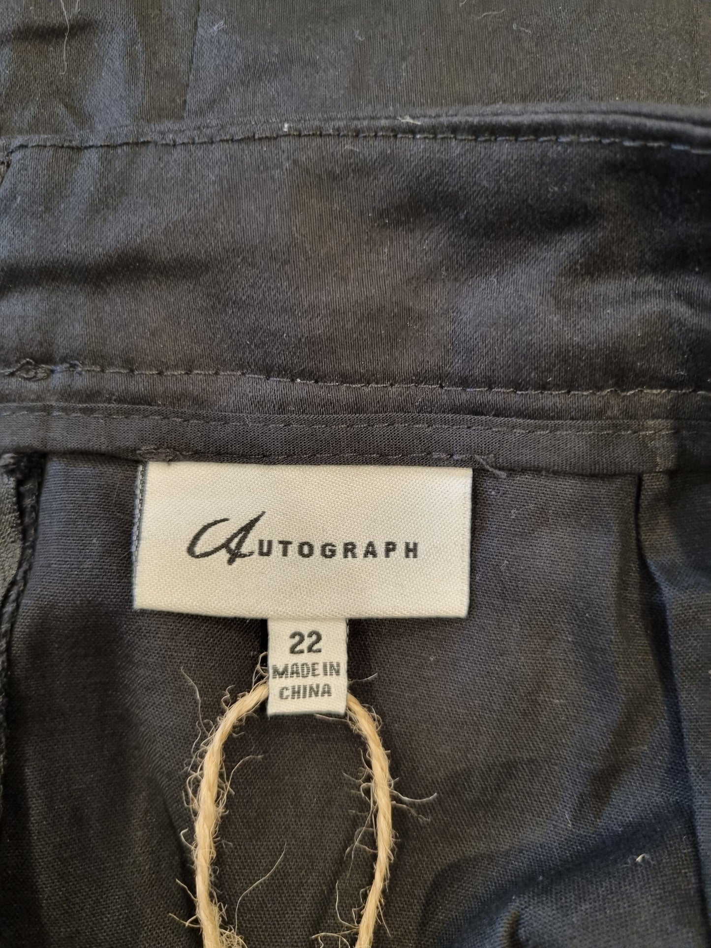 Autograph Skirt - Size 22