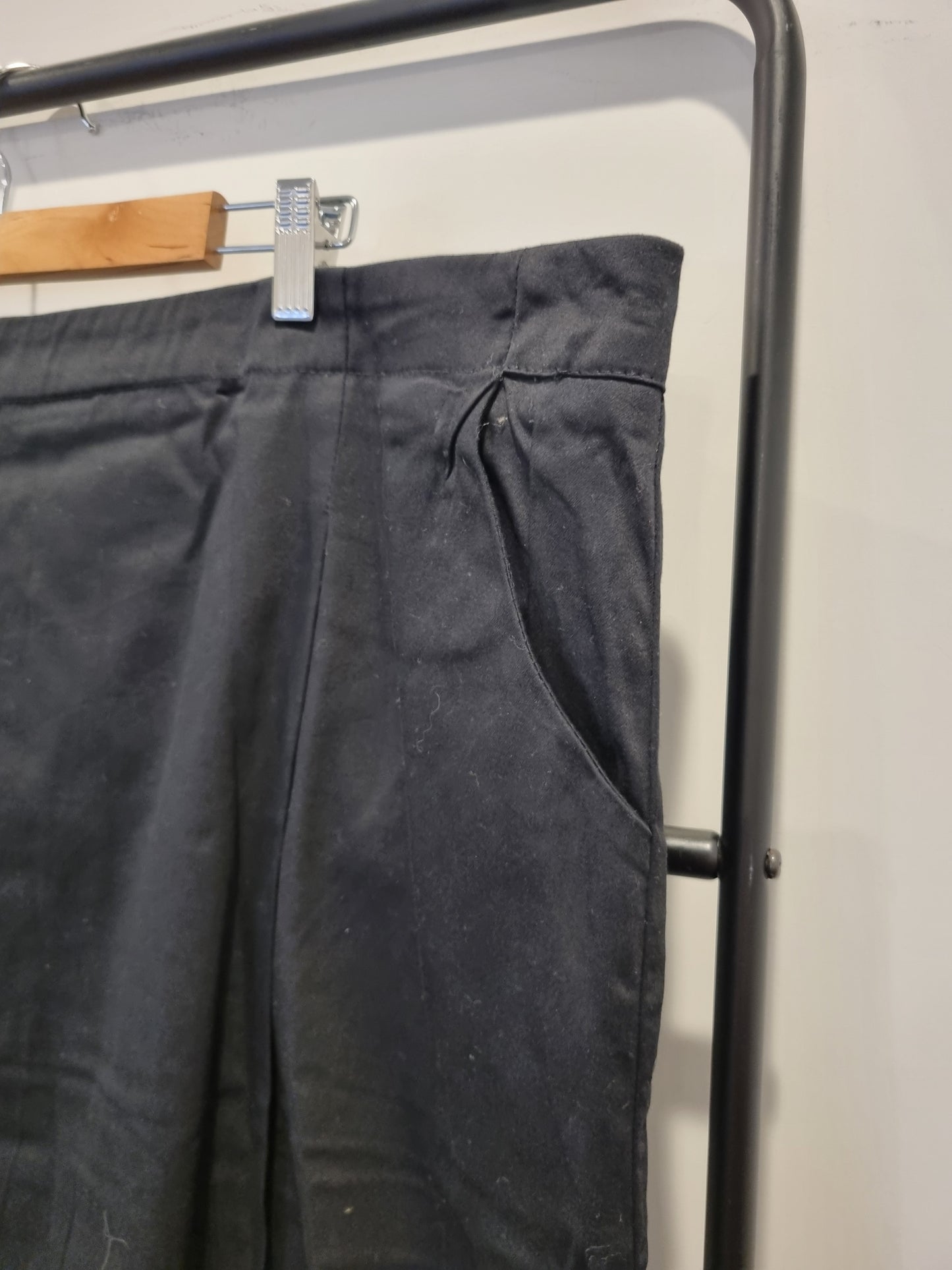 Autograph Skirt - Size 22