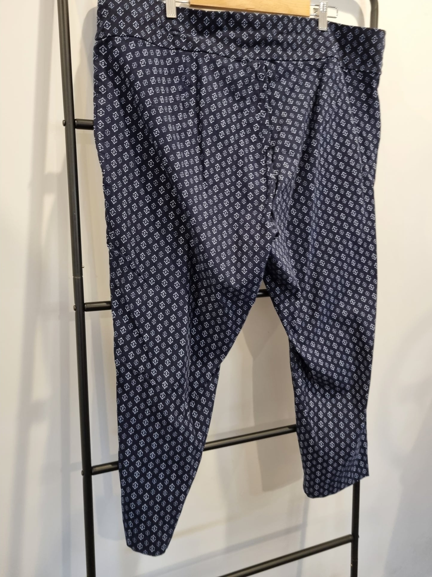 Autograph Pants - Size 24