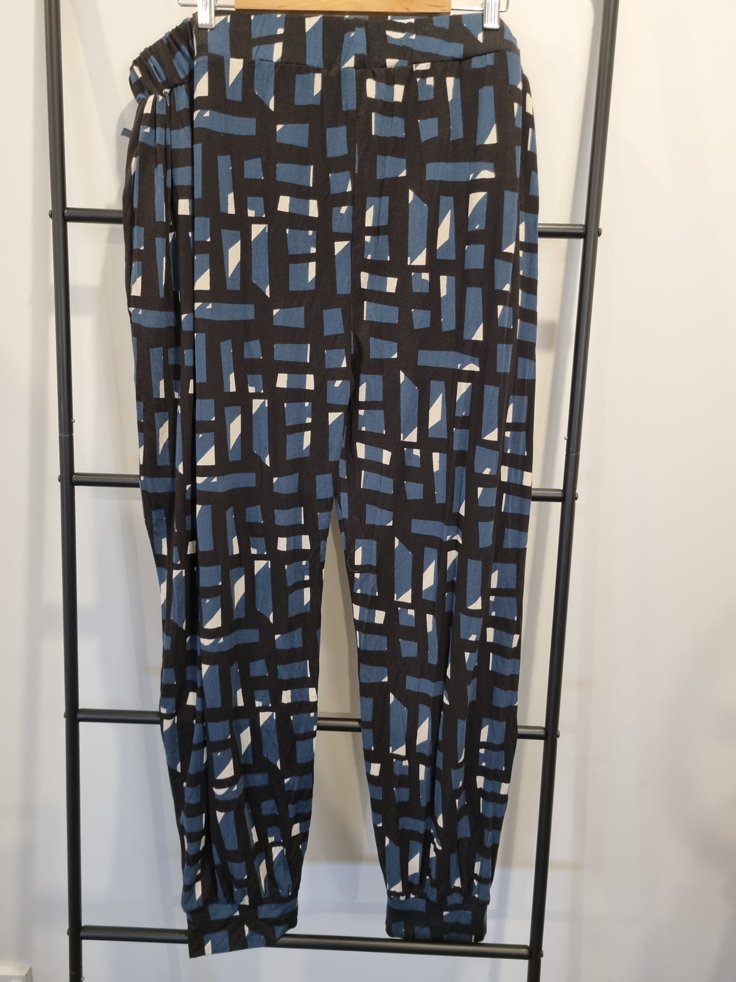 PQ Collection Pants - Size C (18 - 22) (BNWT)