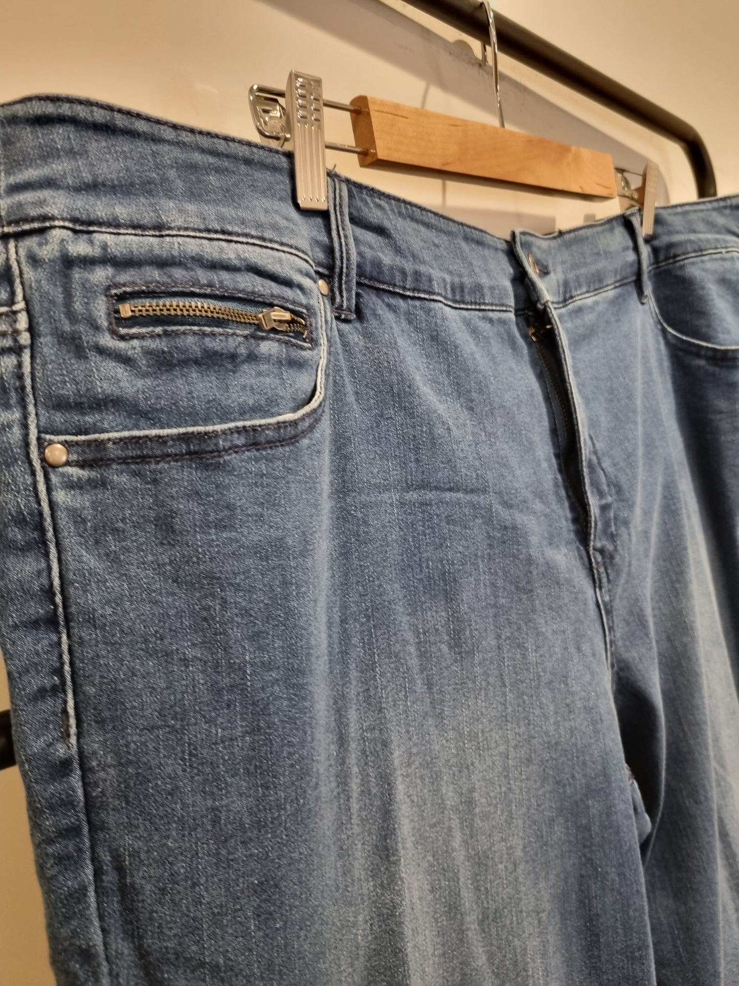Autograph Jeans - Size 24