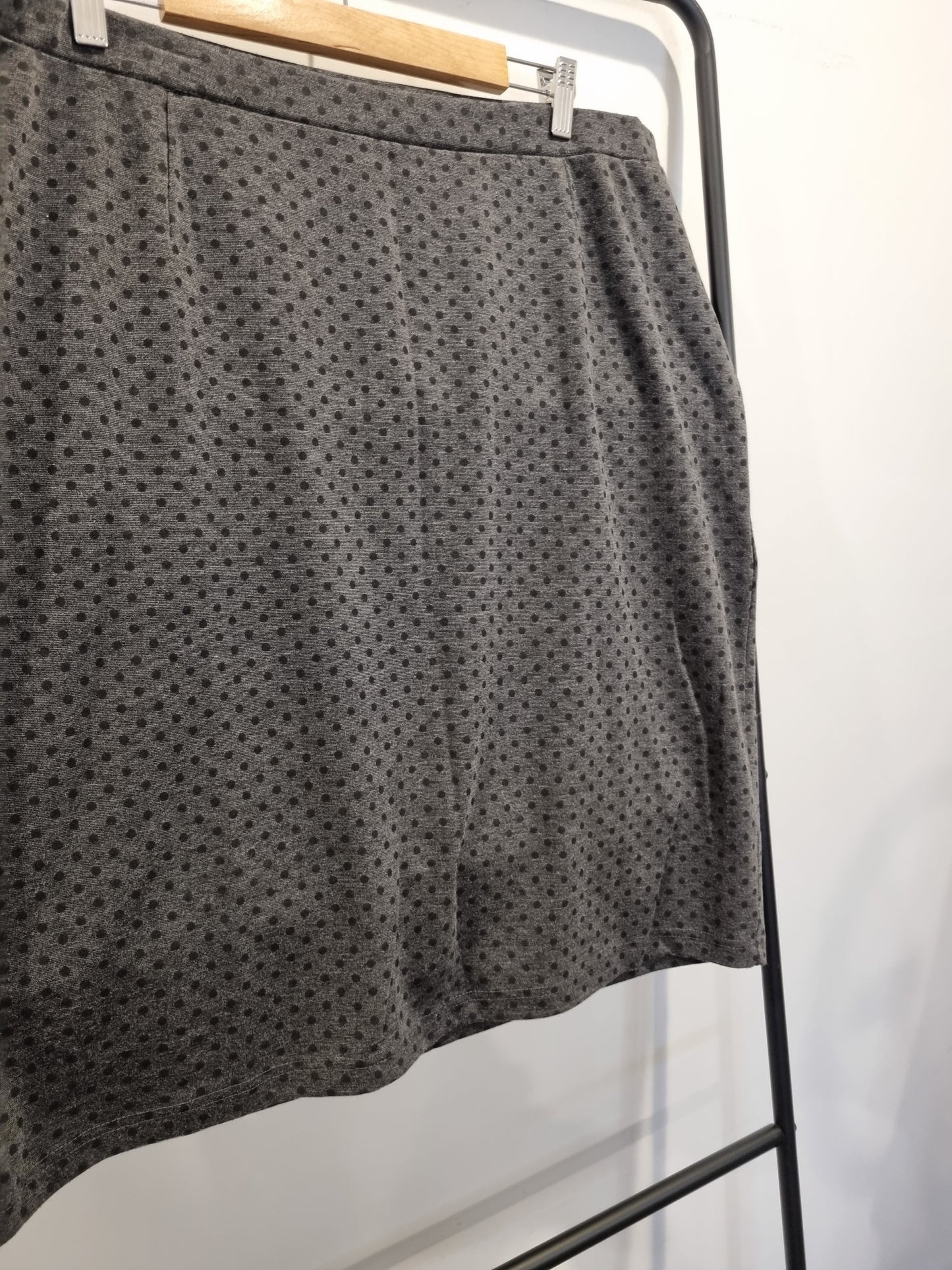 Autograph Skirt - Size 18