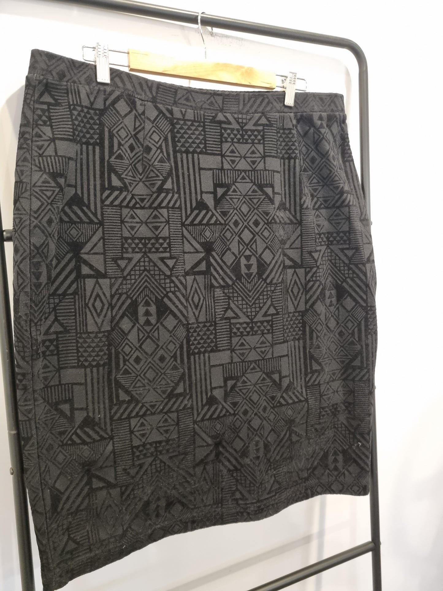 Autograph Skirt - Size 18