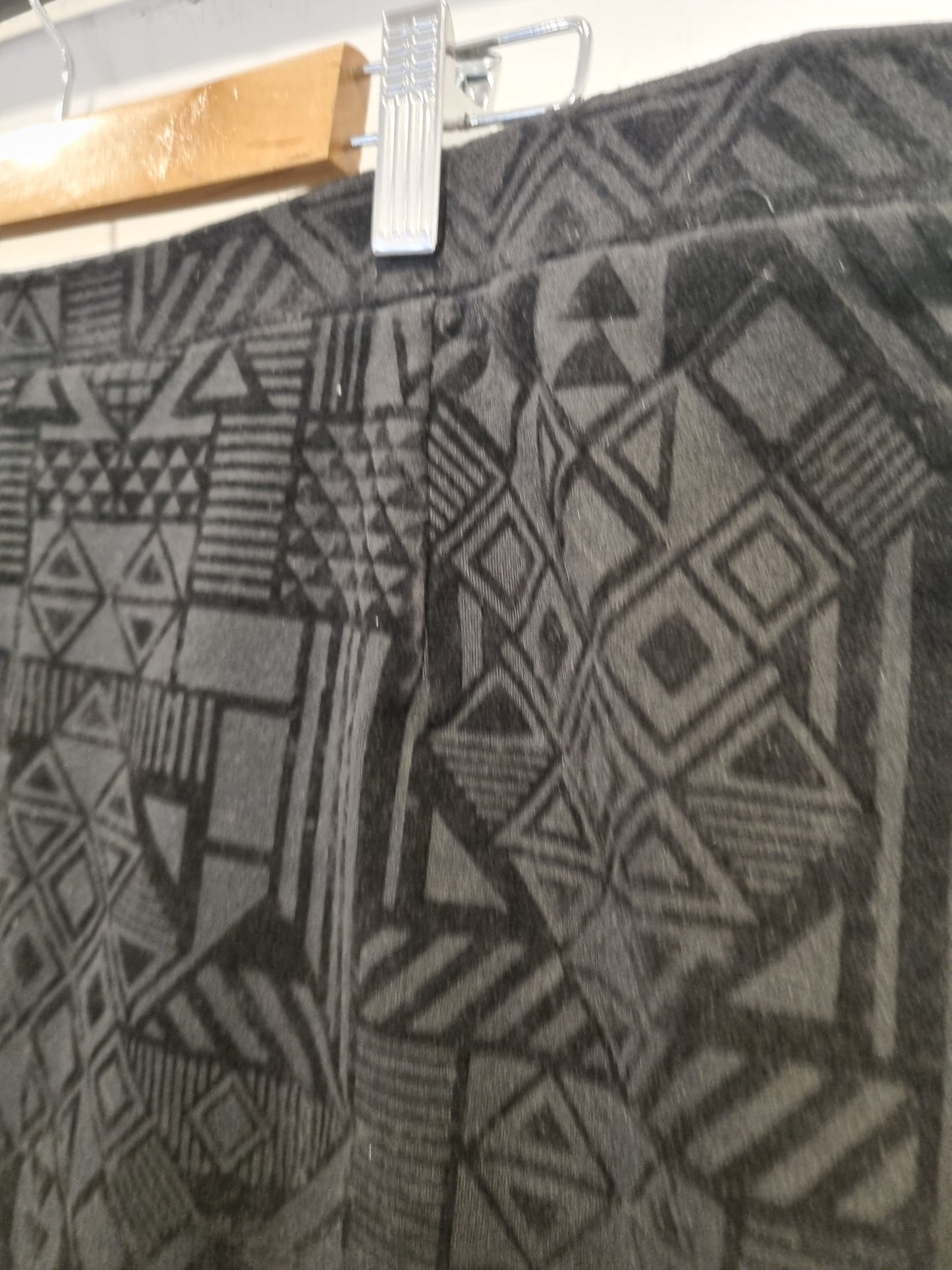 Autograph Skirt - Size 18