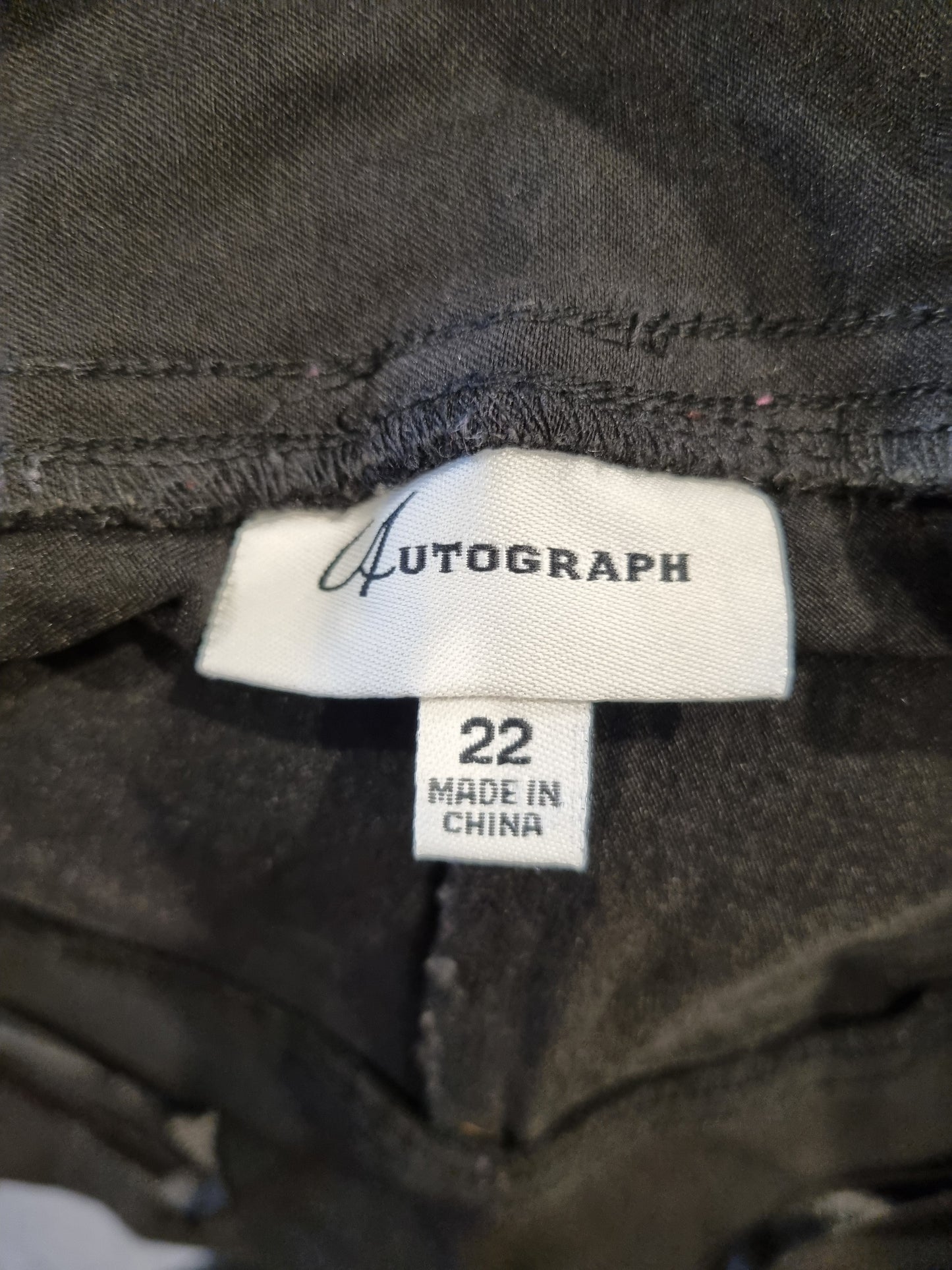 Autograph Crop Pants - Size 22