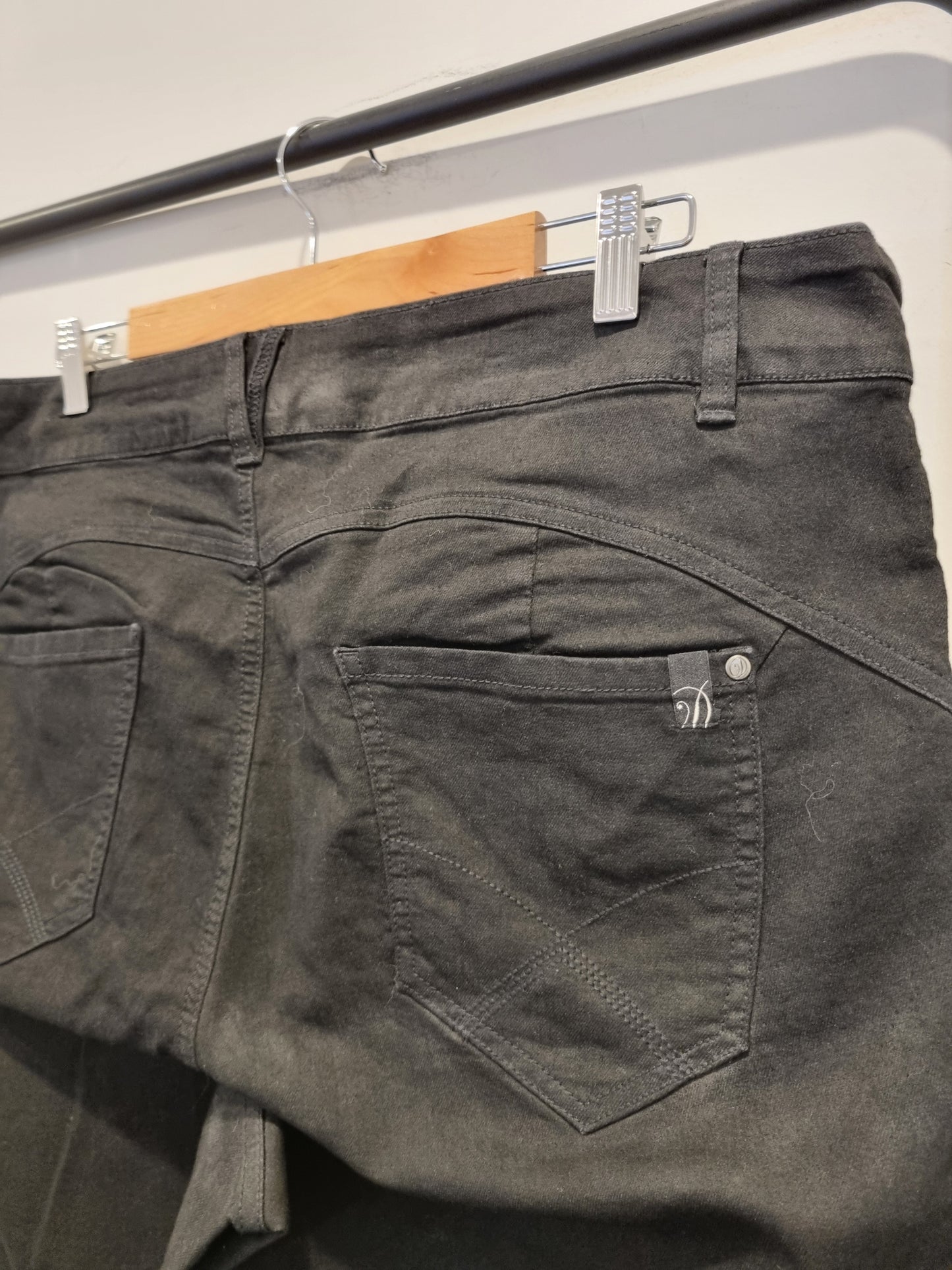 City Chic Denim Jeans - Size 18